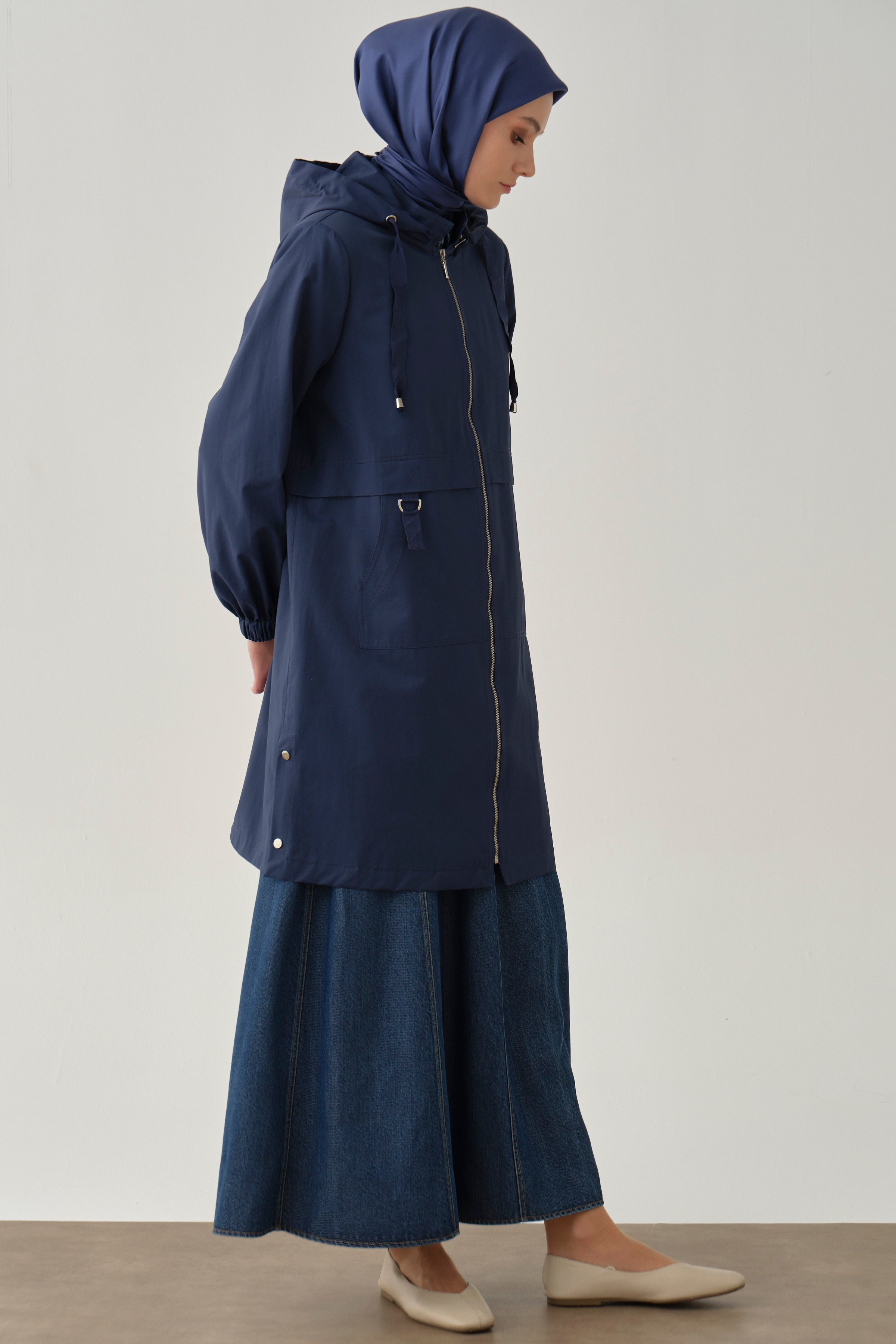 Aller Detaylı Yırtmaçlı Parka - İndigo TUGBA
