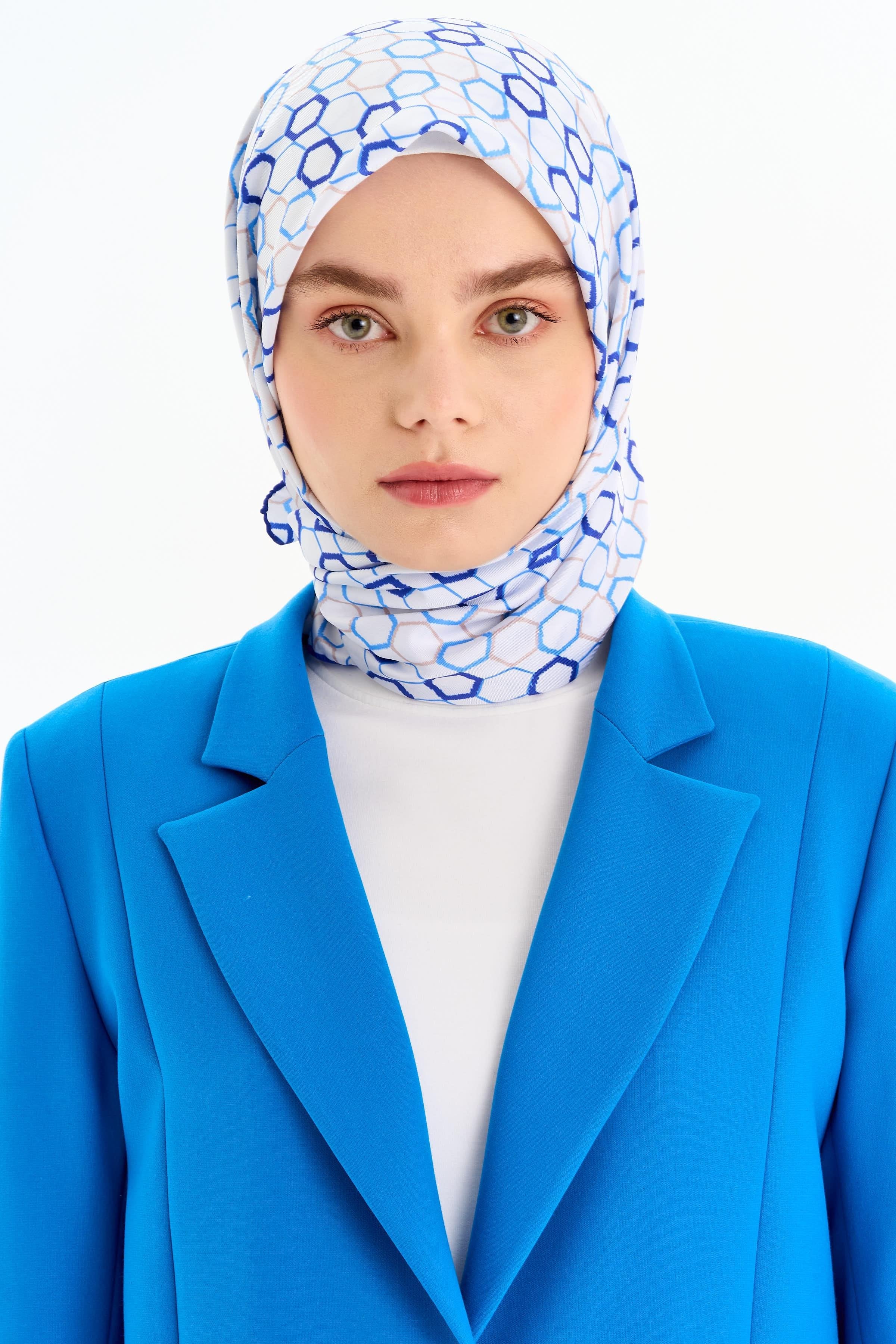 Altıgen Desenli Stil Eşarp - İndigo TUGBA