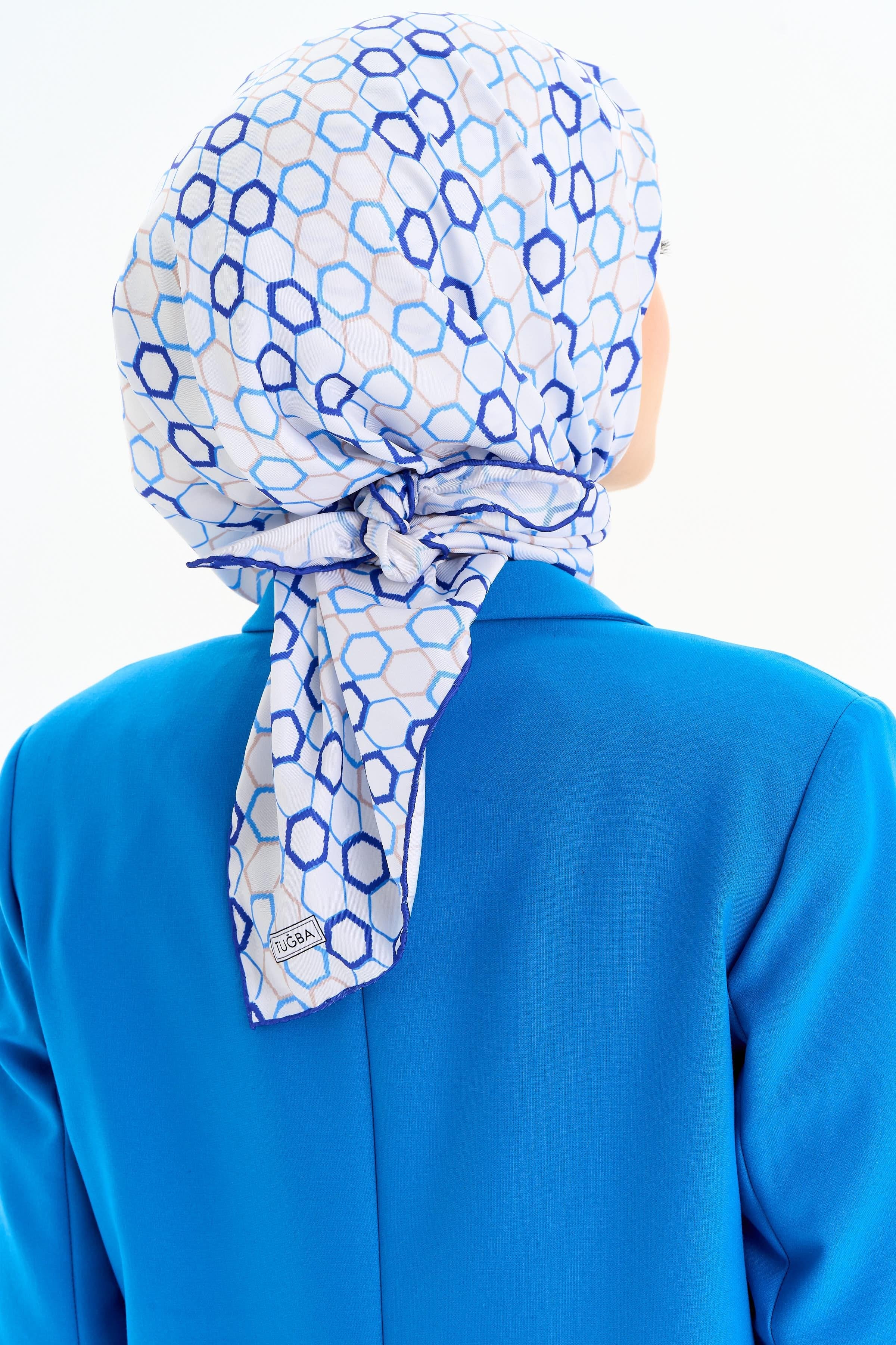 Altıgen Desenli Stil Eşarp - İndigo TUGBA