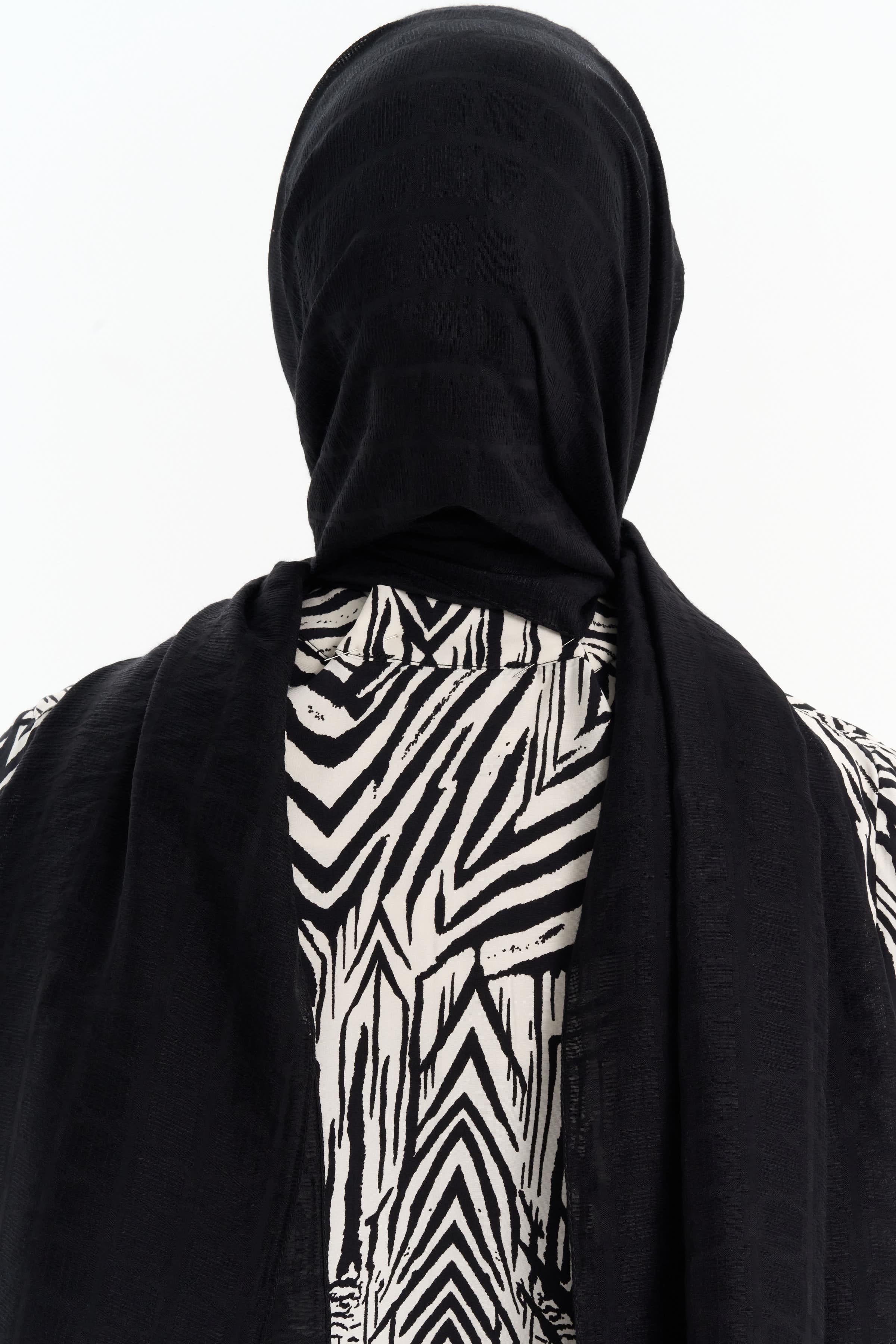 Altıgen Desen Viskon Şal - Siyah TUGBA