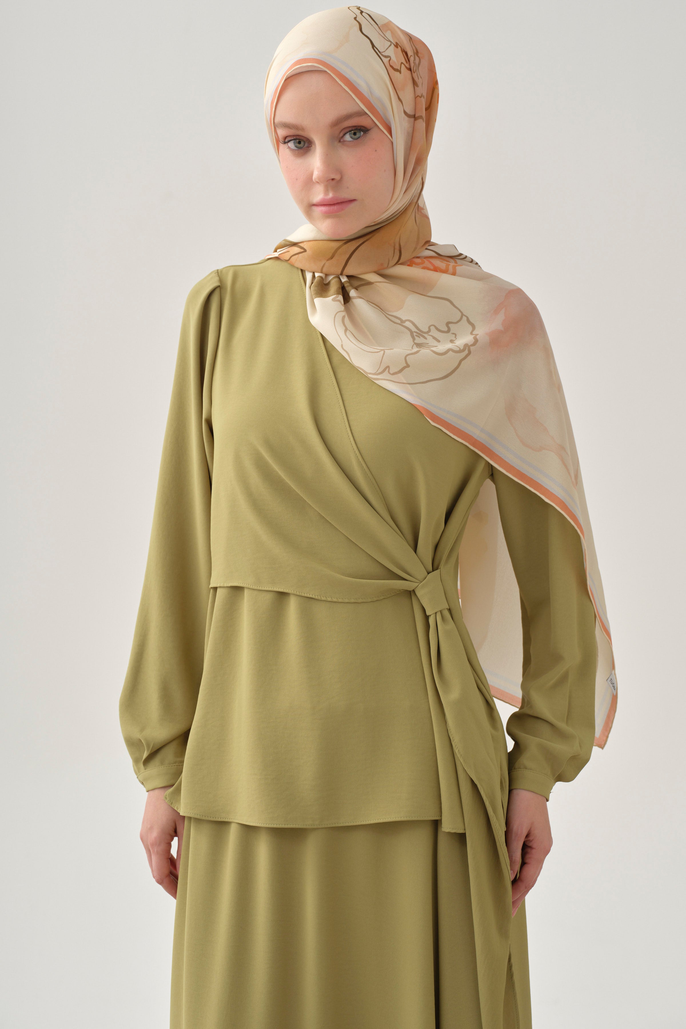 Anvelop Detaylı Bluz - Olive TUGBA