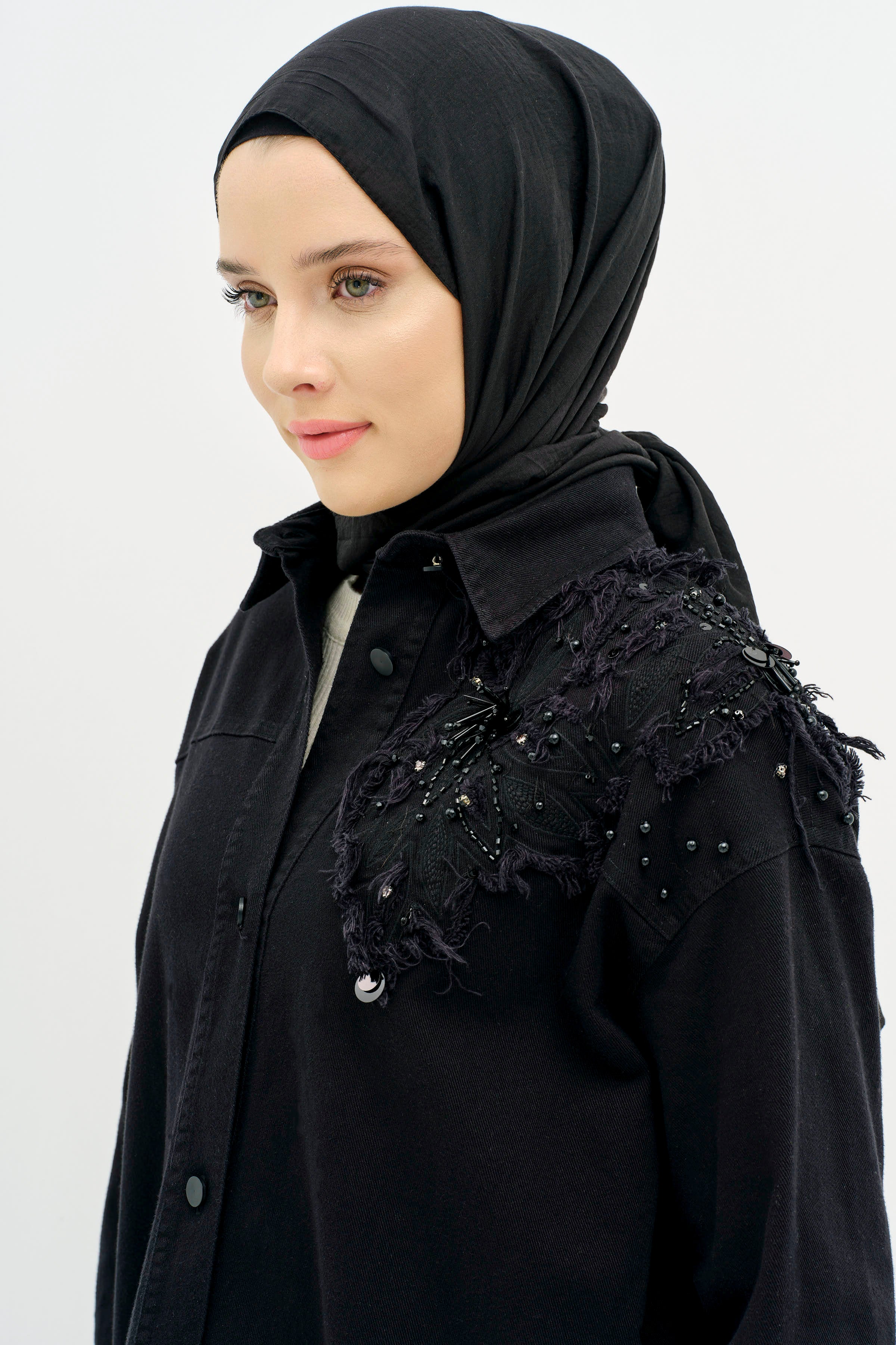 Aplike Nakış Detaylı Canvas Ceket - Siyah TUGBA