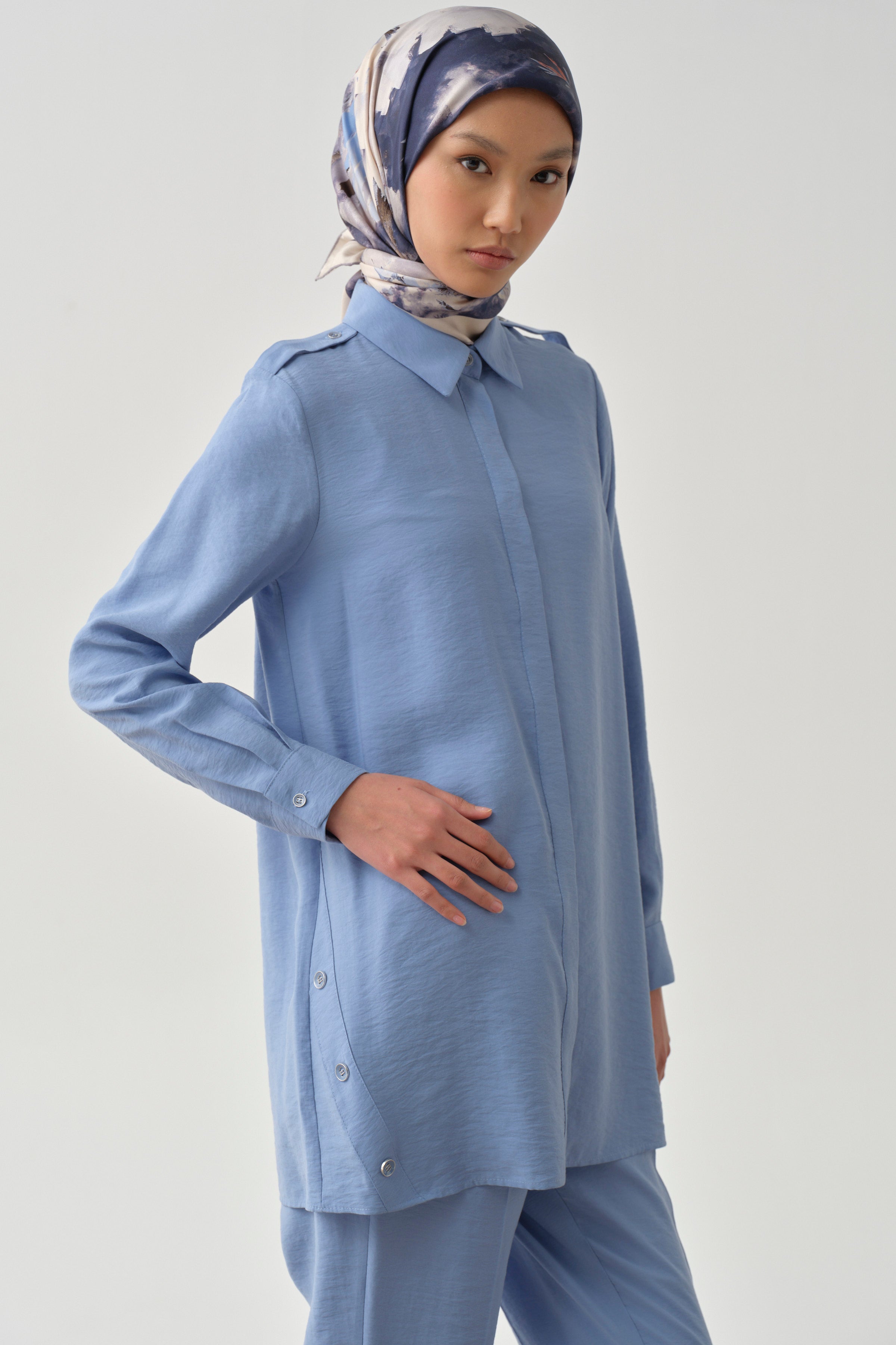 Apoletli Gizli Patlı Tunik - Mavi TUGBA