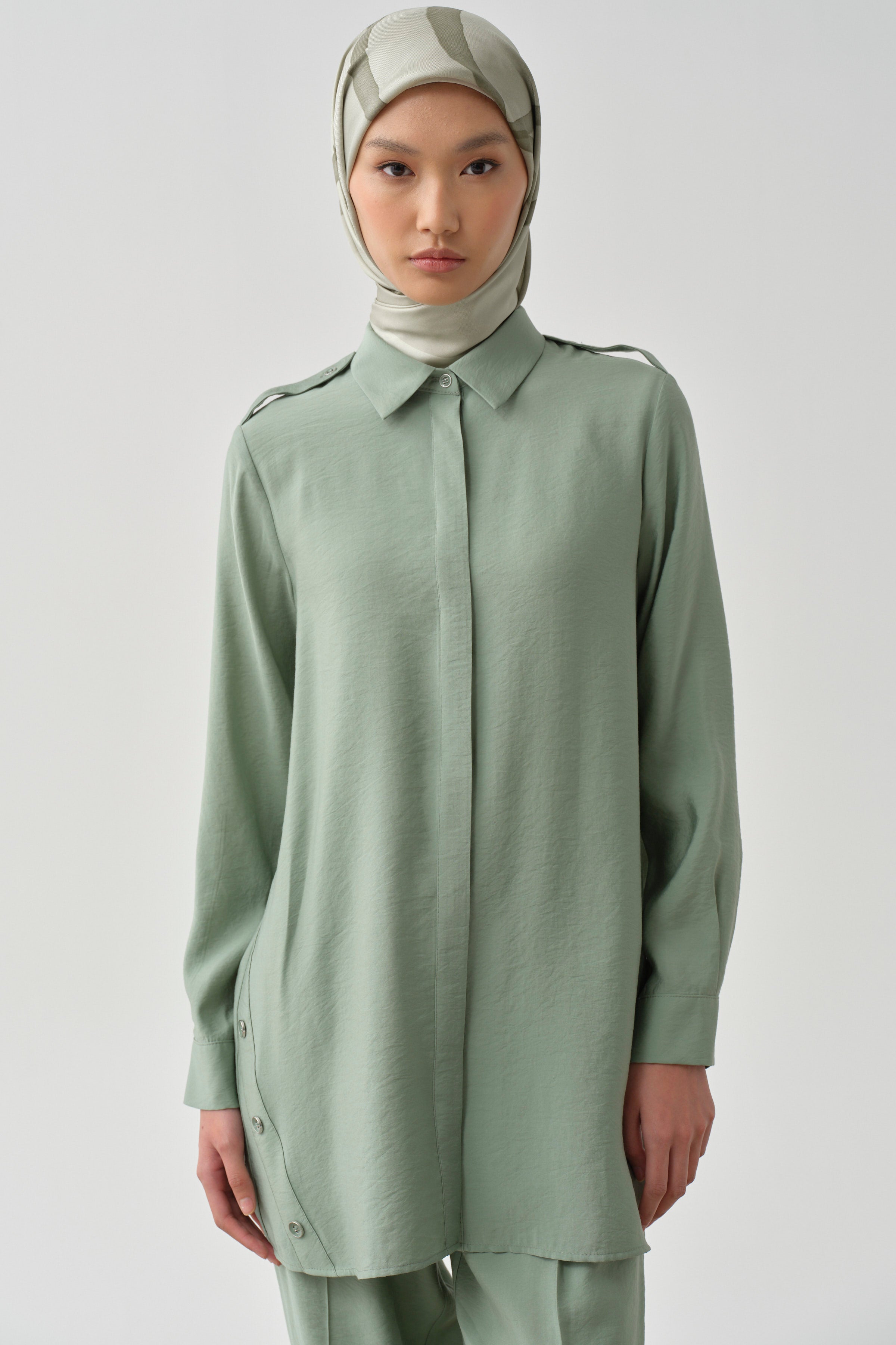 Apoletli Gizli Patlı Tunik - Mint TUGBA