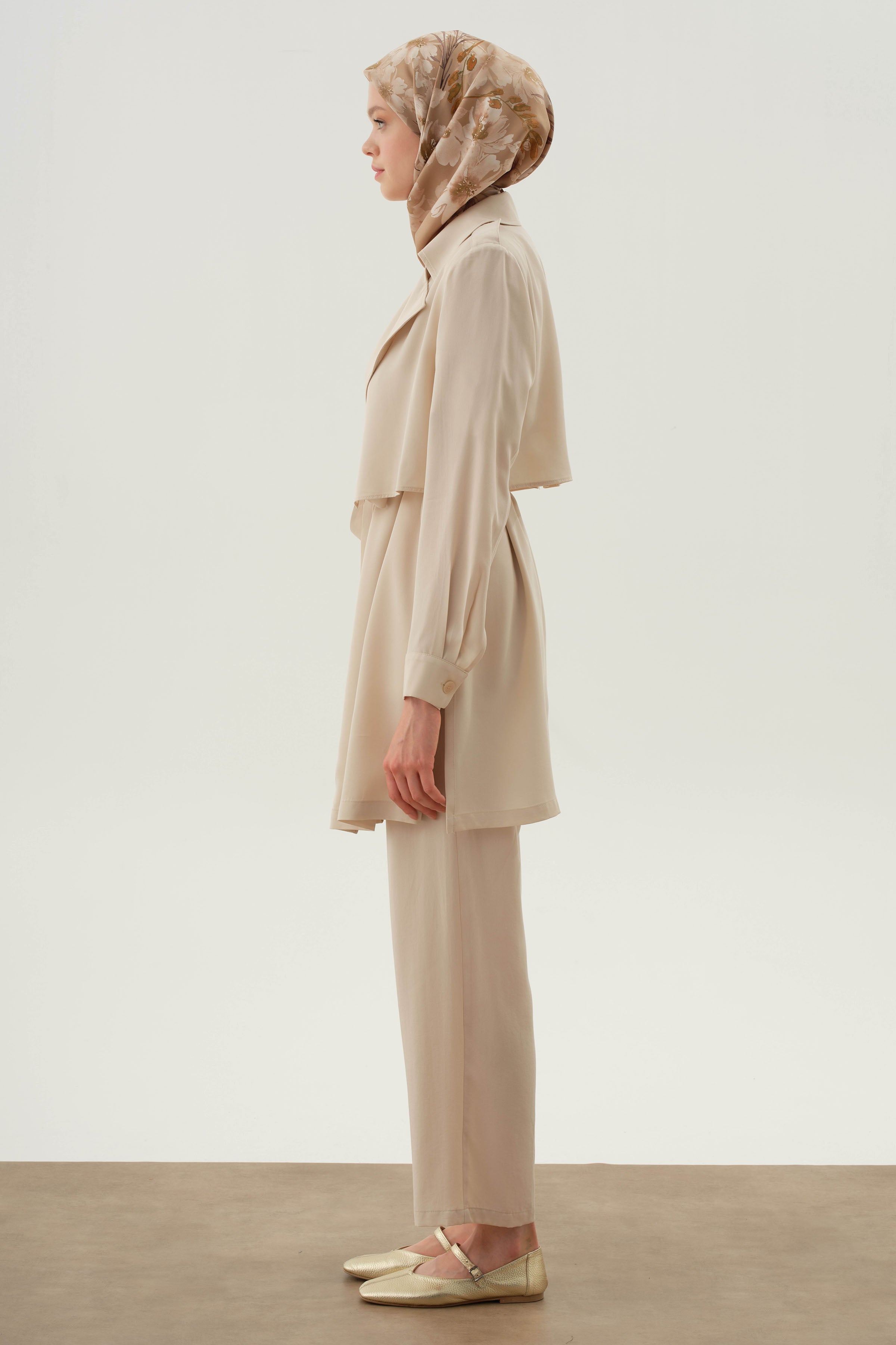 Arka Bel Lastikli Pantolon - Bej TUGBA