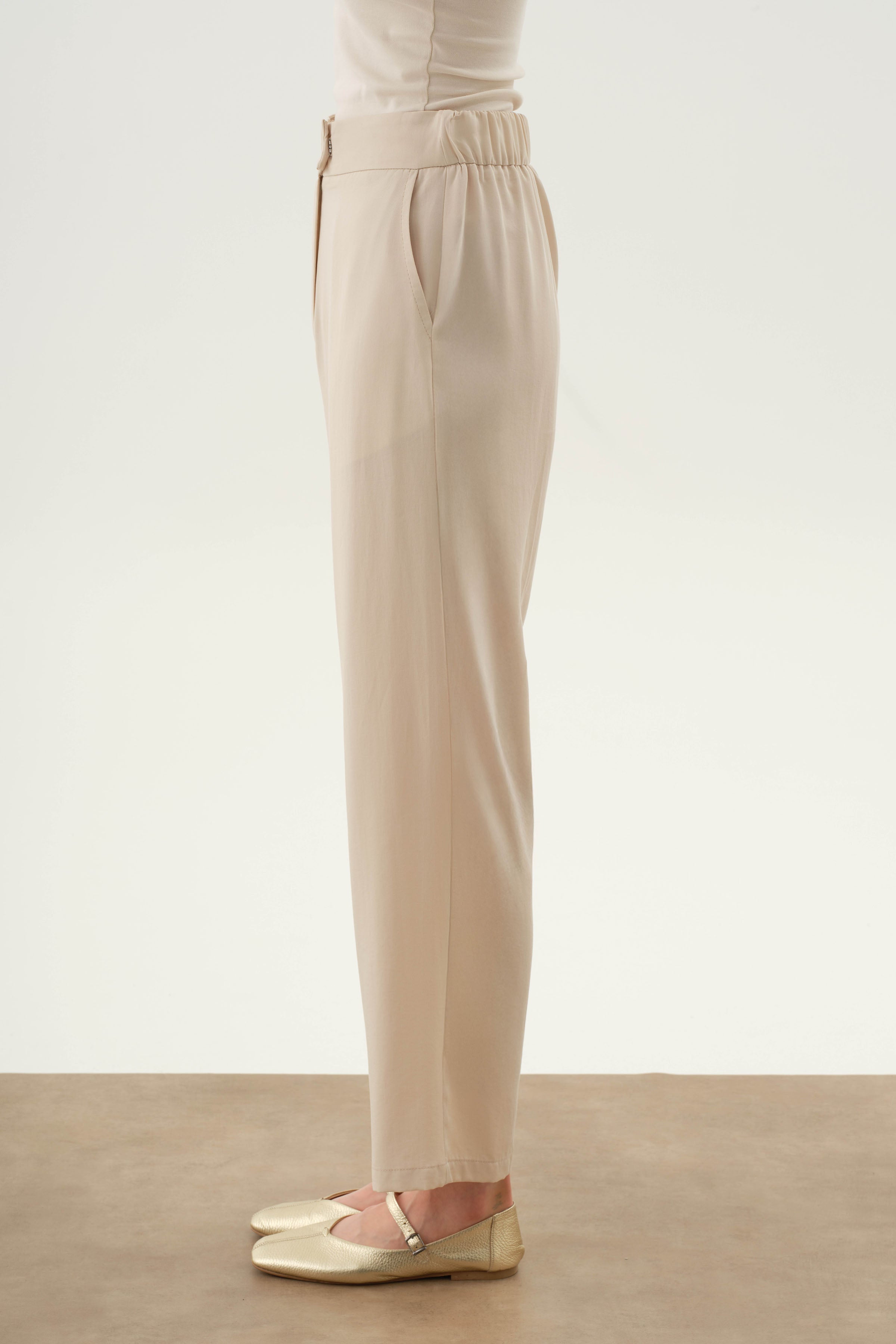 Arka Bel Lastikli Pantolon - Bej TUGBA