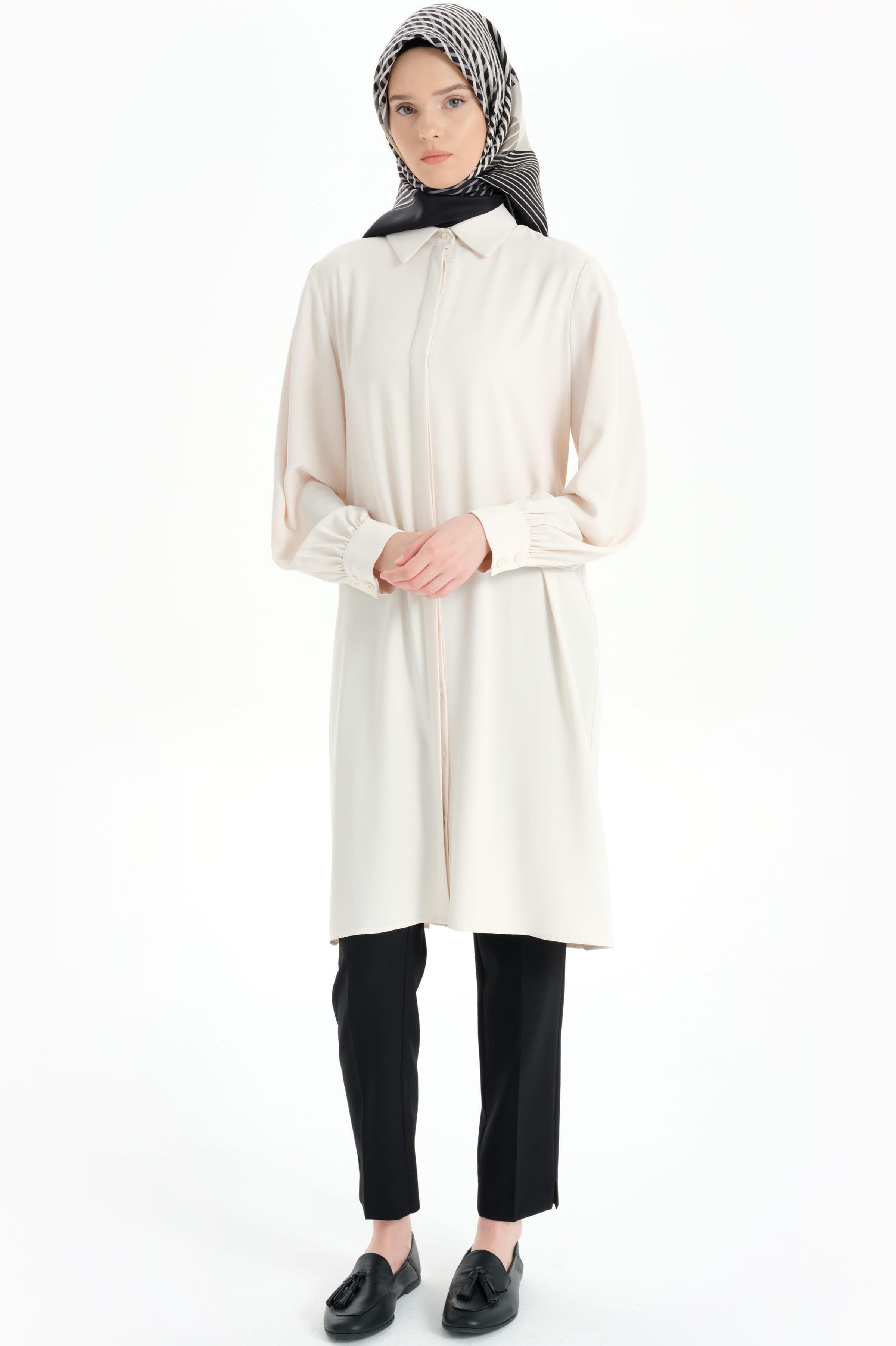 Arkası Pilise Detaylı Tunik - Bej TUGBA