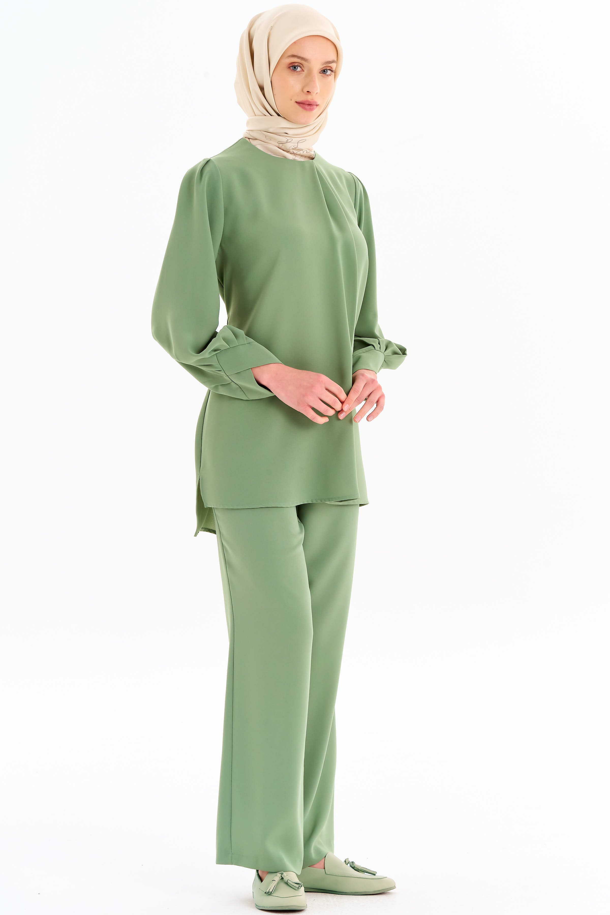 Asimetrik Kol Detaylı Tunik Takım - Mint TUGBA