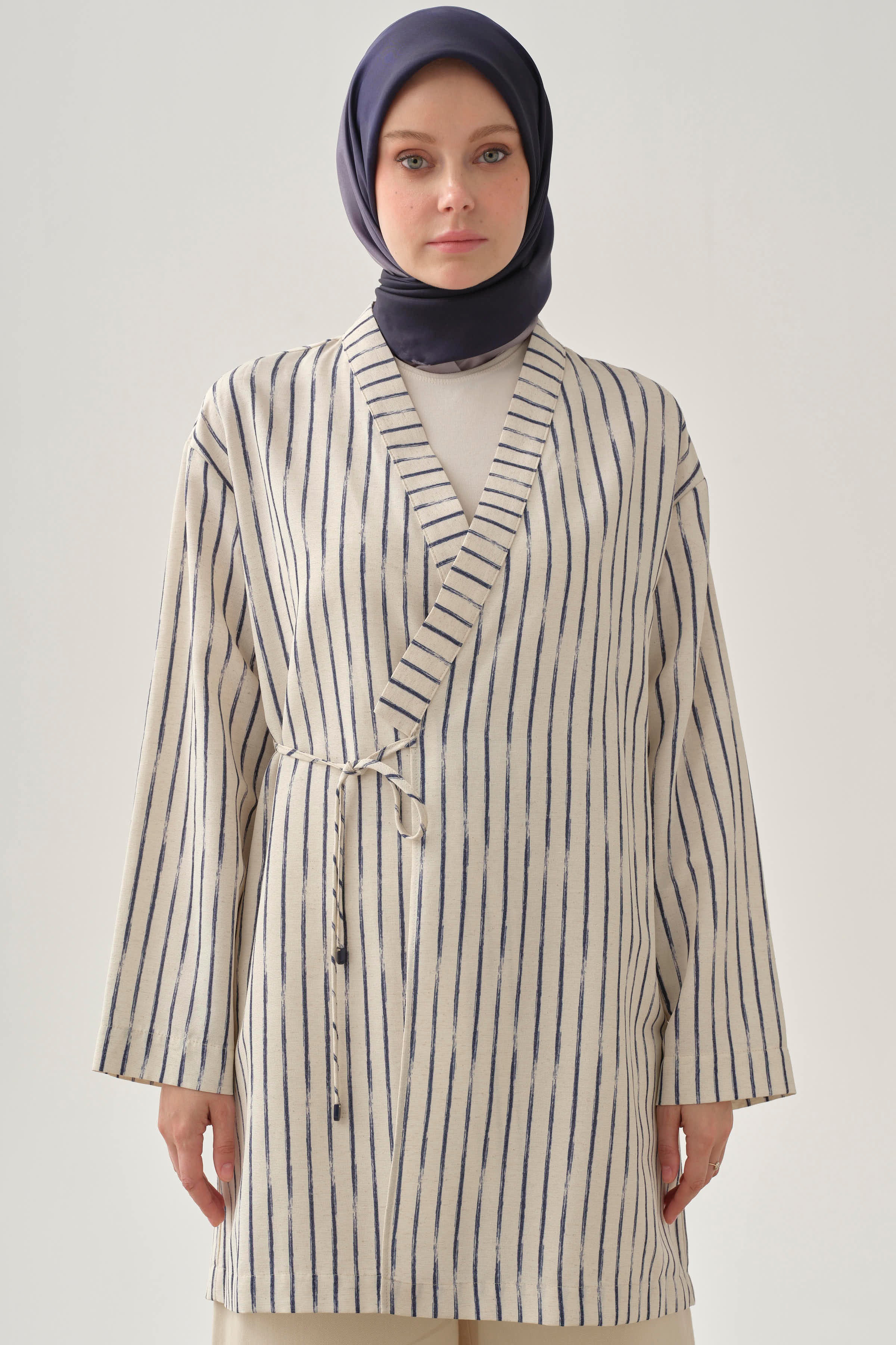 Bağlama Detaylı Çizgili Kimono - İndigo TUGBA