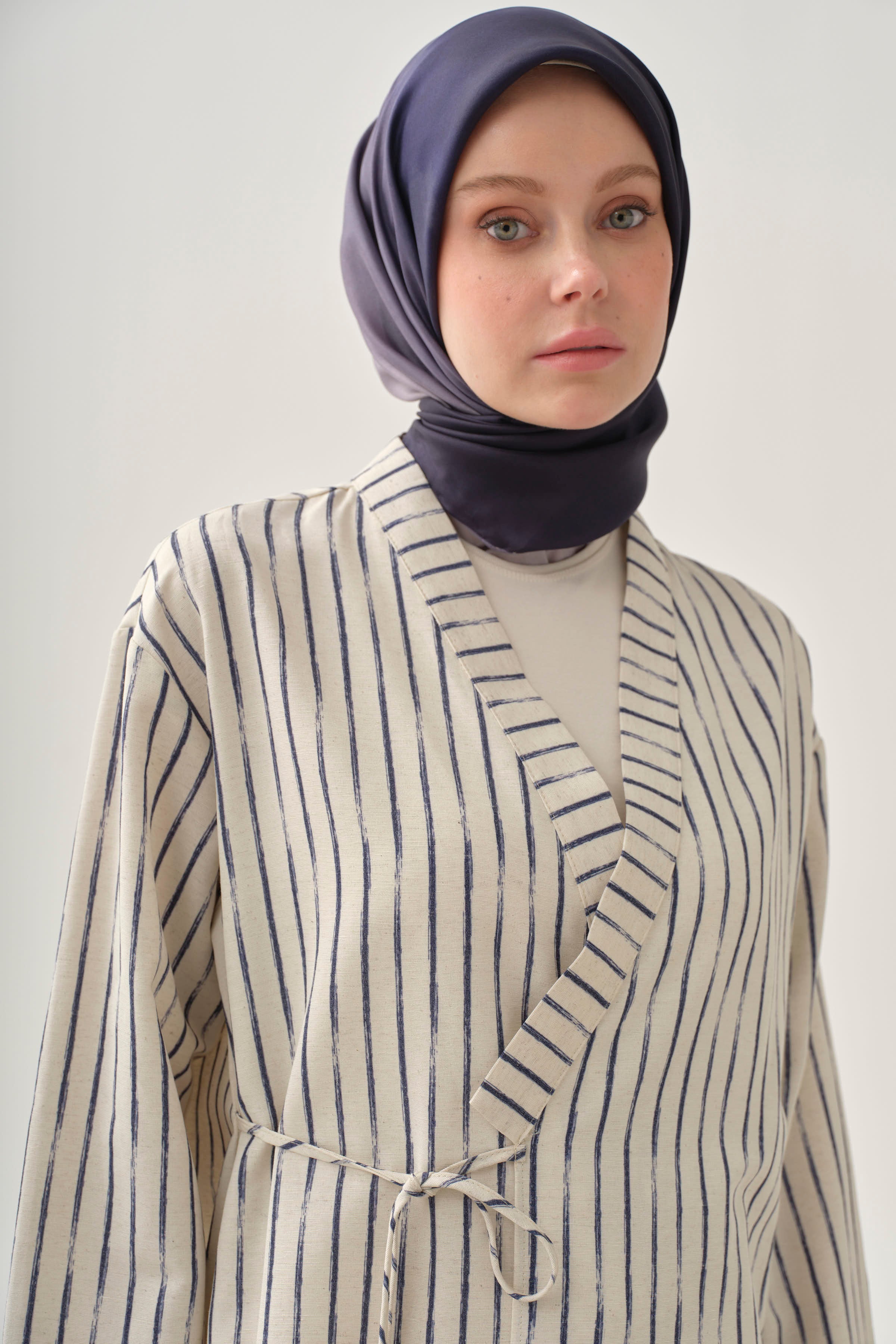 Bağlama Detaylı Çizgili Kimono - İndigo TUGBA