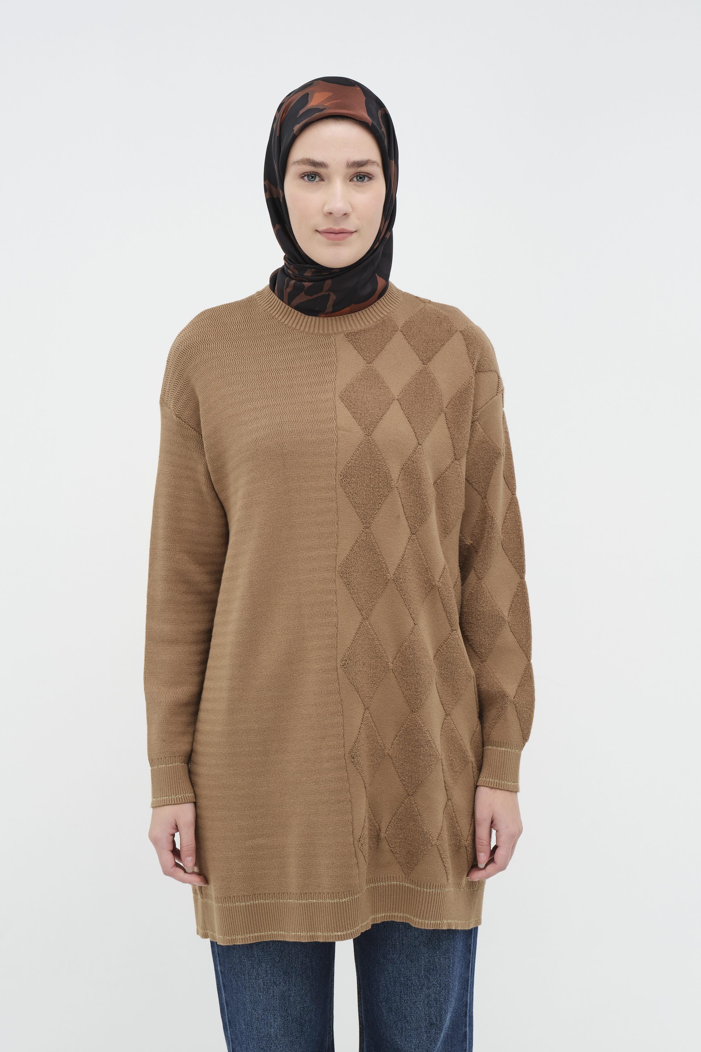 Baklava Desen Triko Tunik - Camel TUGBA