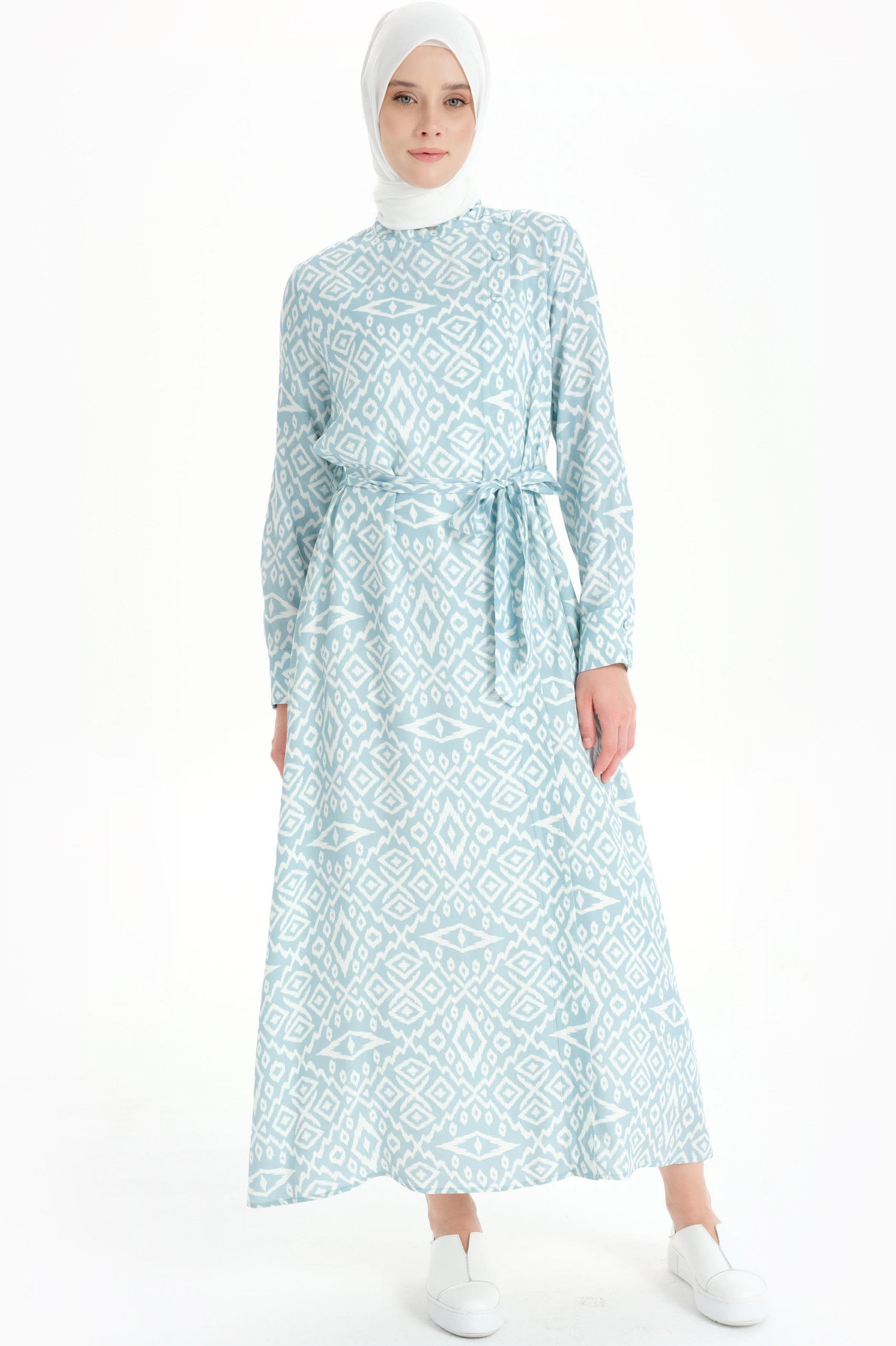 Baklava Desenli Bel Kuşaklı Elbise - Açık Mavi TUGBA