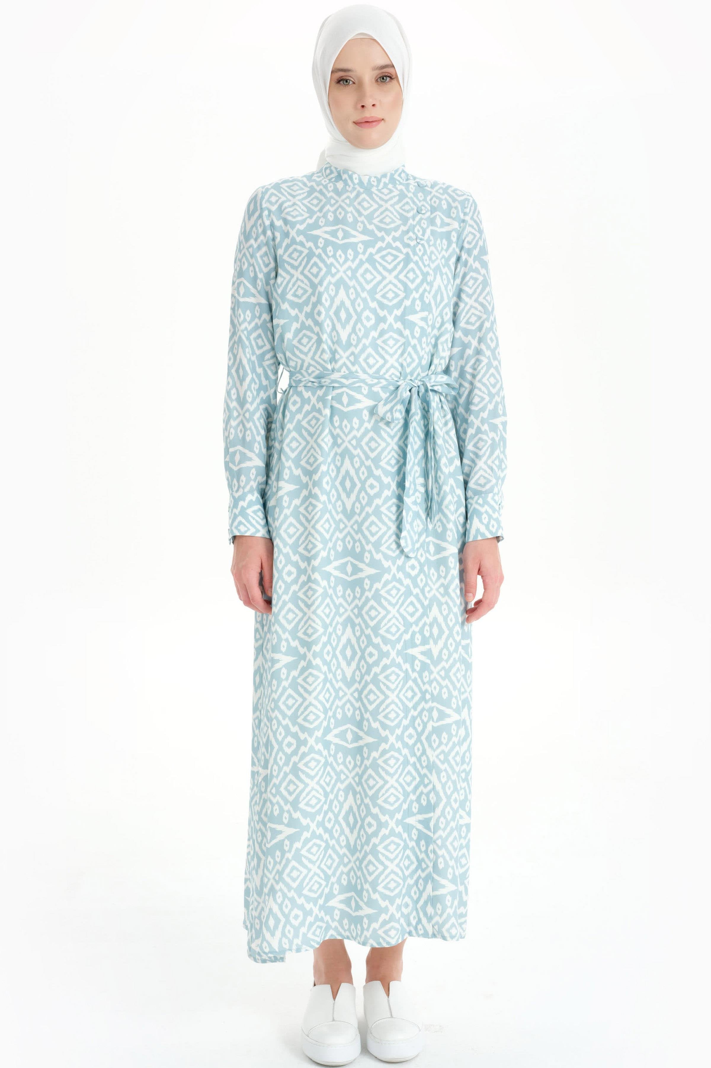 Baklava Desenli Bel Kuşaklı Elbise - Açık Mavi TUGBA