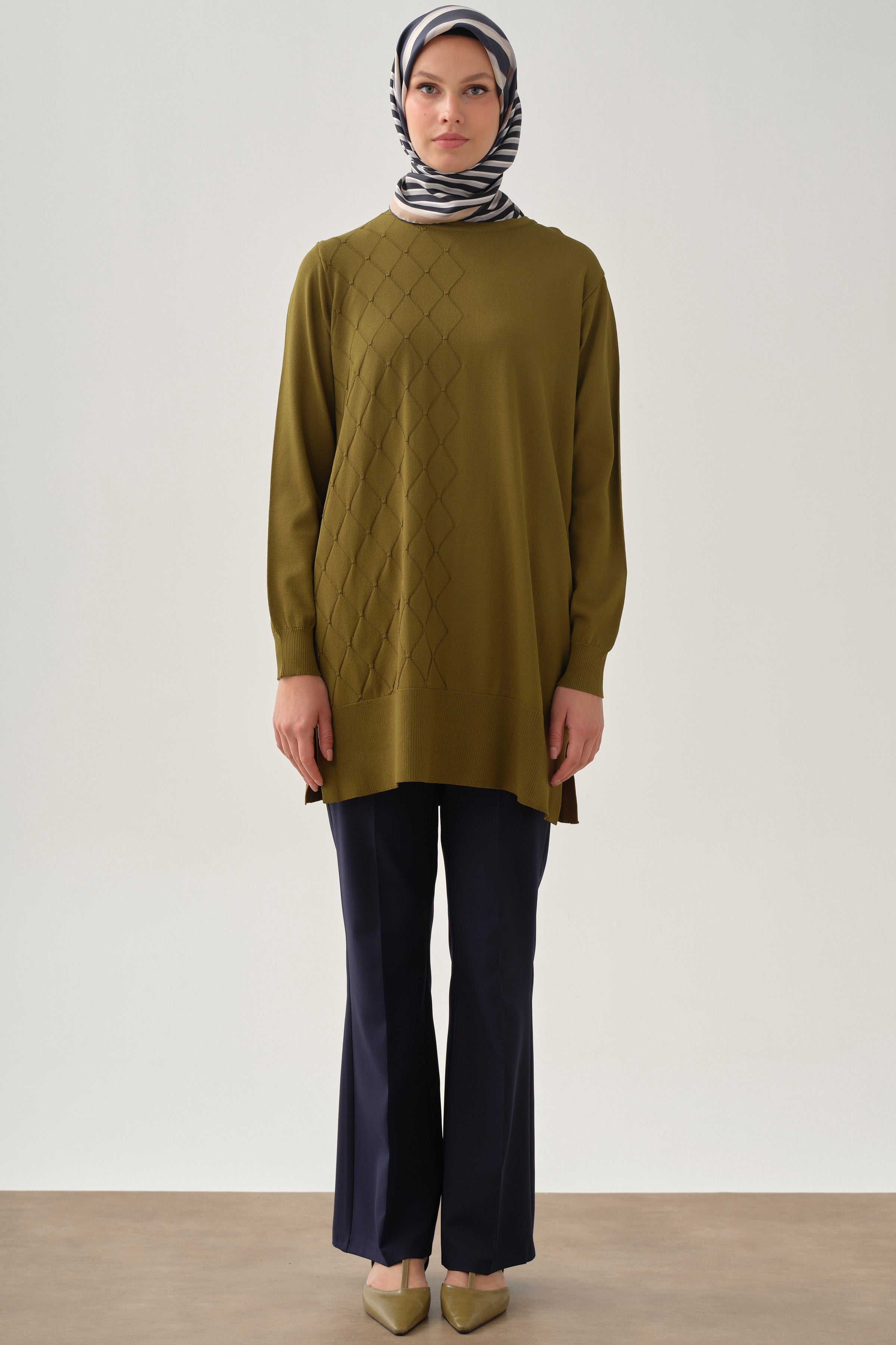 Baklava Desenli Tunik - Olive TUGBA