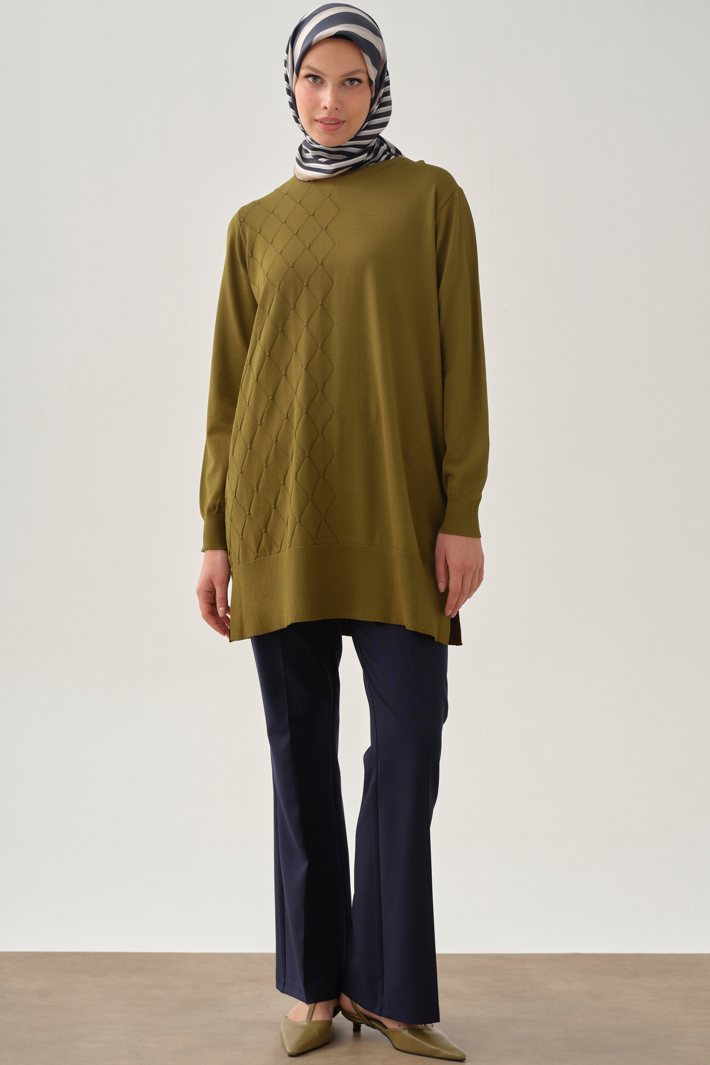 Baklava Desenli Tunik - Olive TUGBA