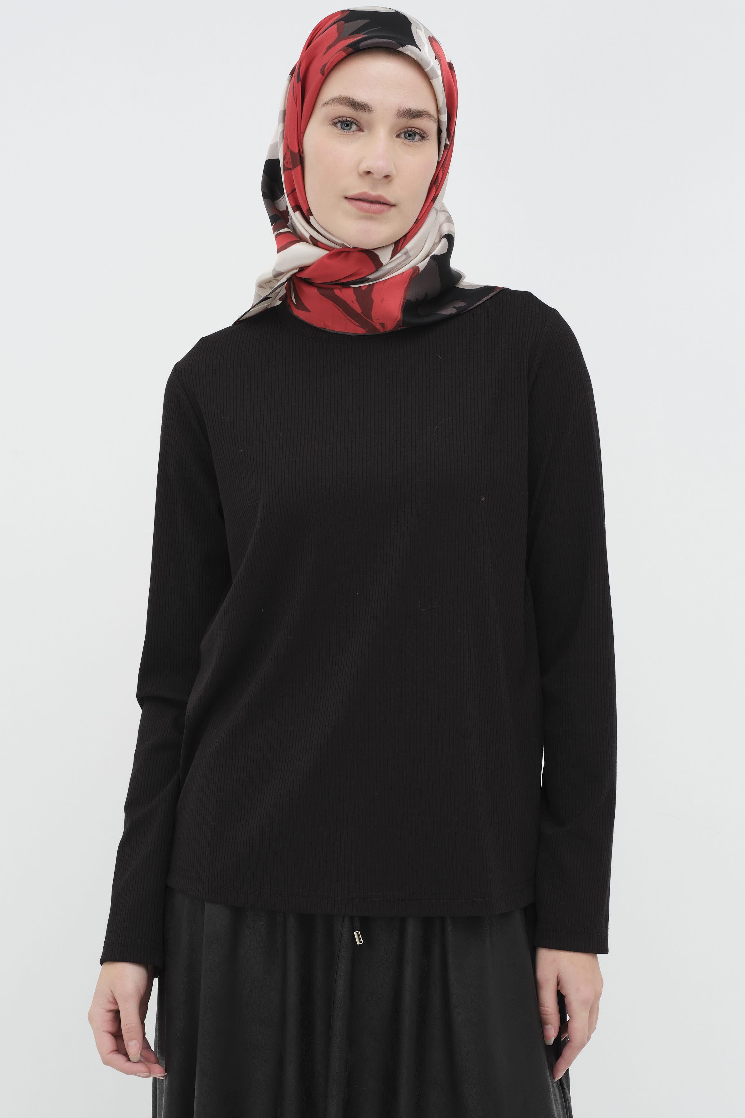 Balıkçı Yakalı Örme Bluz - Siyah TUGBA