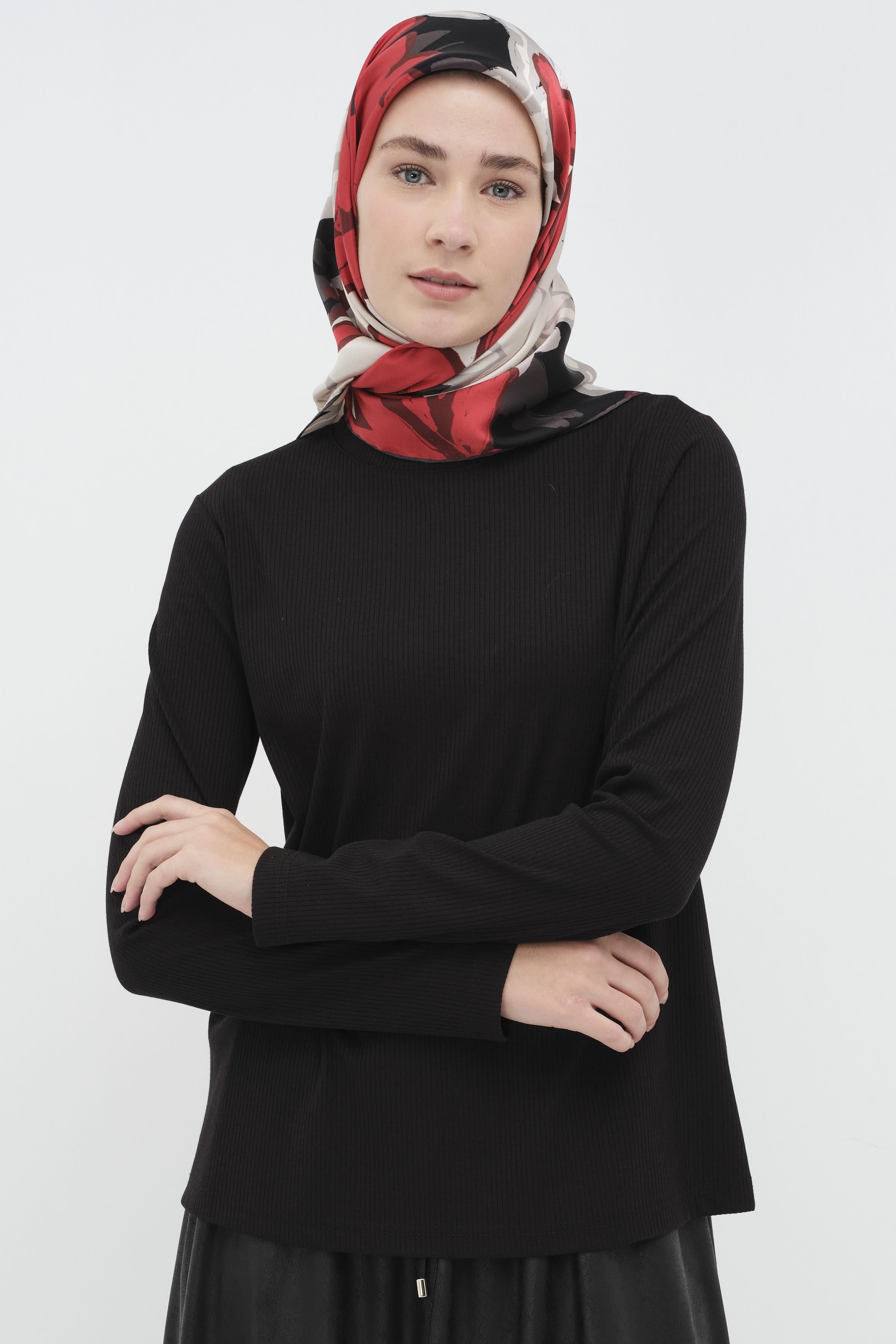 Balıkçı Yakalı Örme Bluz - Siyah TUGBA