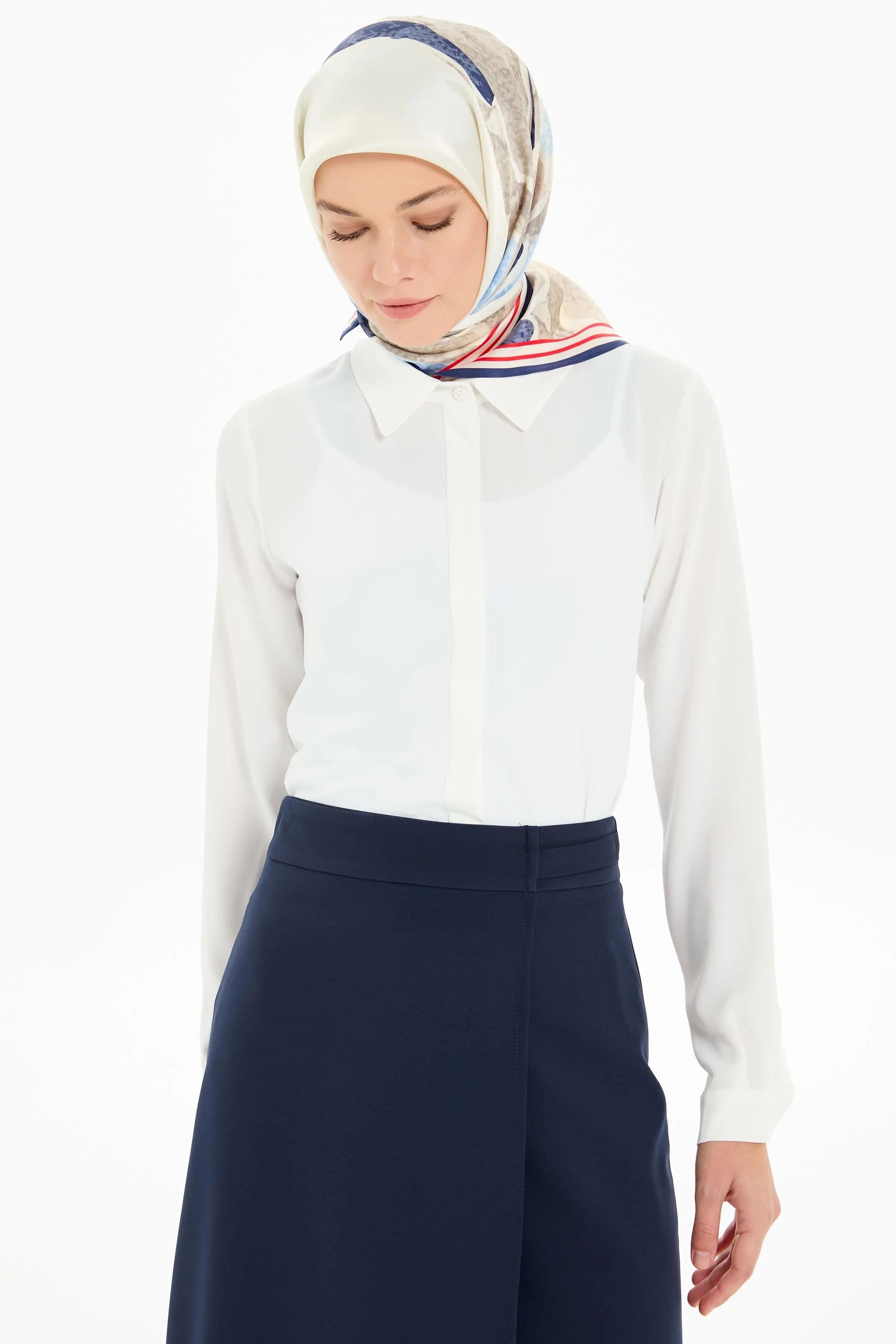 Basic Gizli Patlı Gömlek - Ekru TUGBA