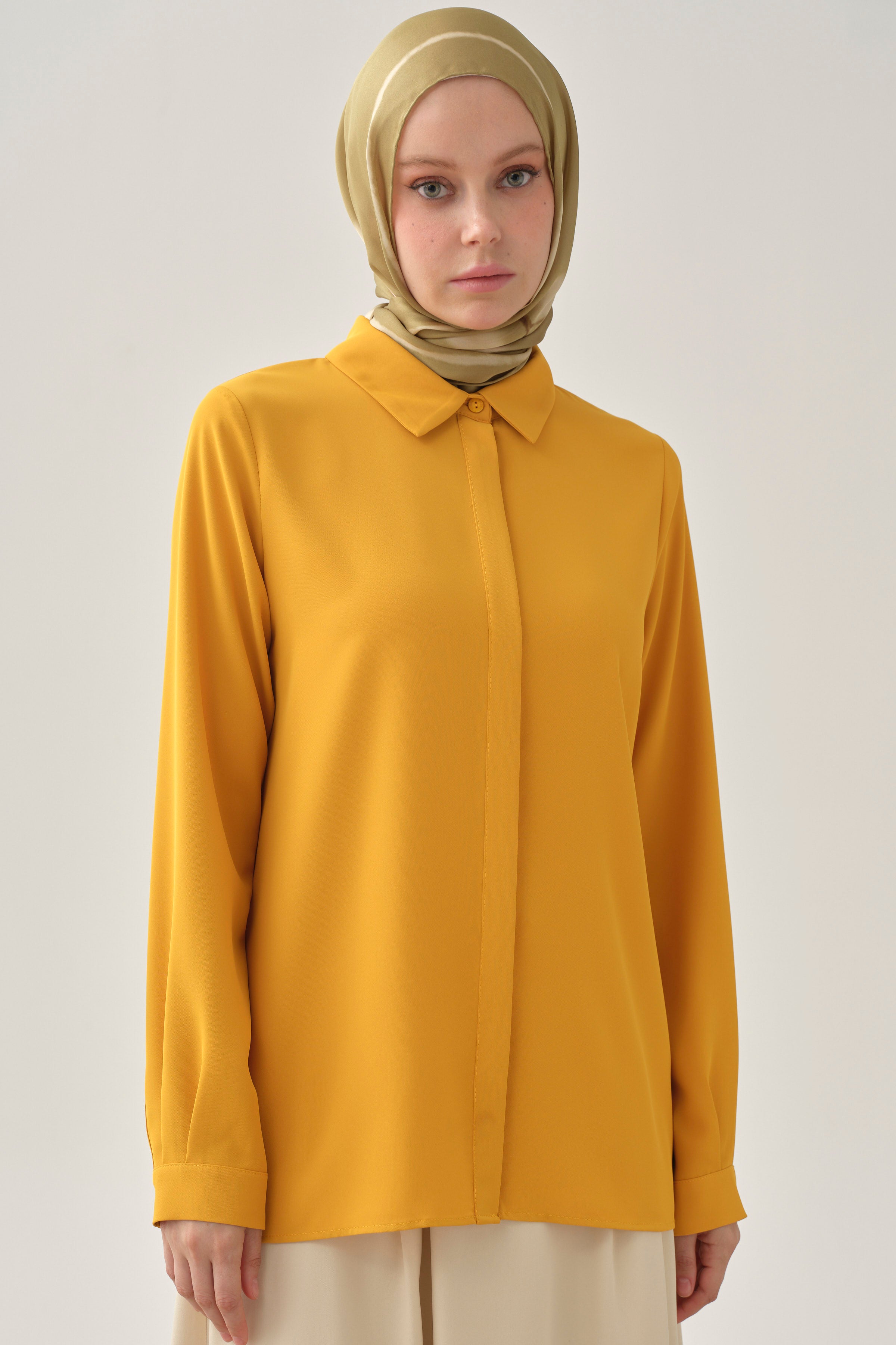 Basic Gizli Patlı Gömlek - Hardal TUGBA