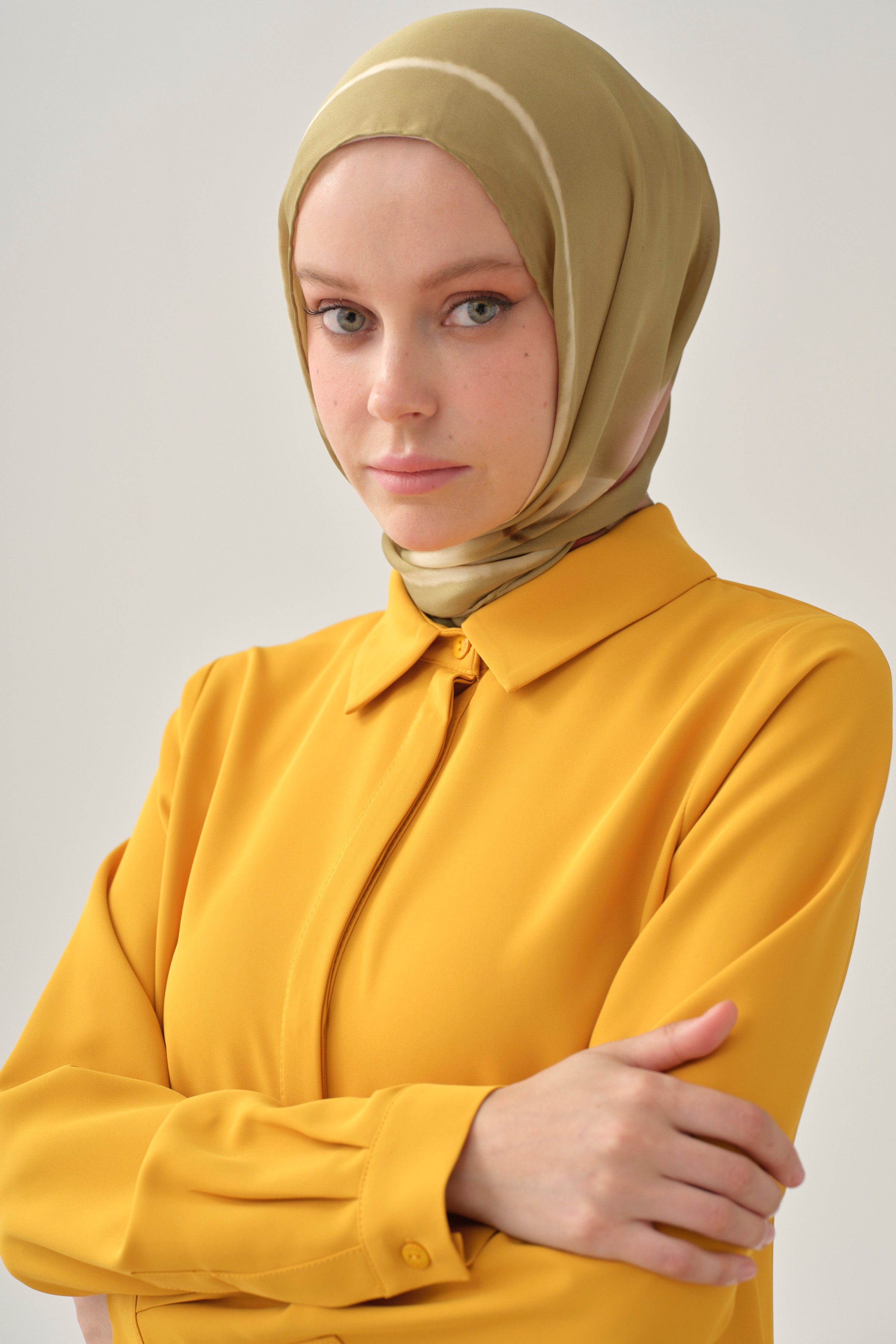 Basic Gizli Patlı Gömlek - Hardal TUGBA