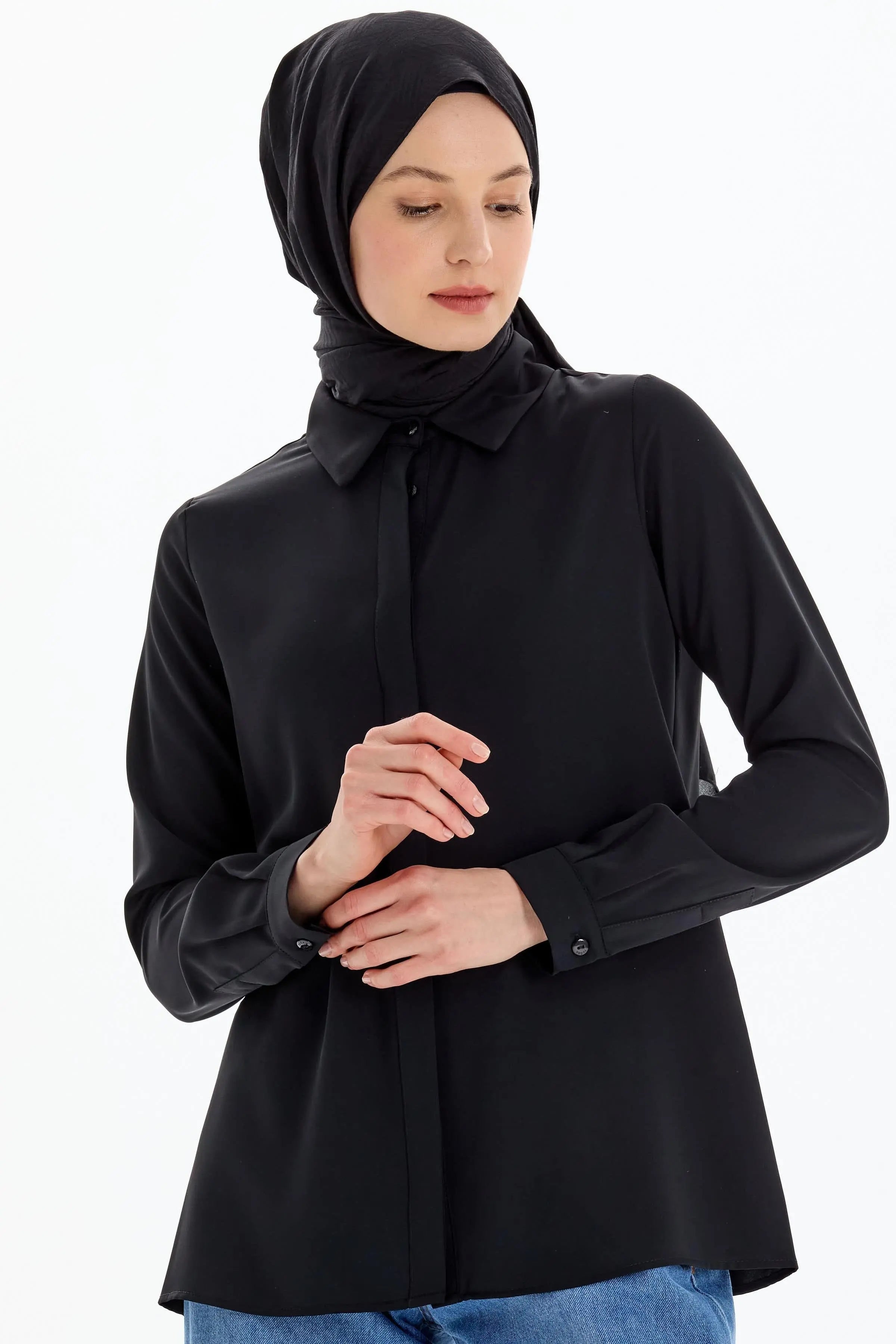 Basic Gizli Patlı Gömlek - Siyah TUGBA