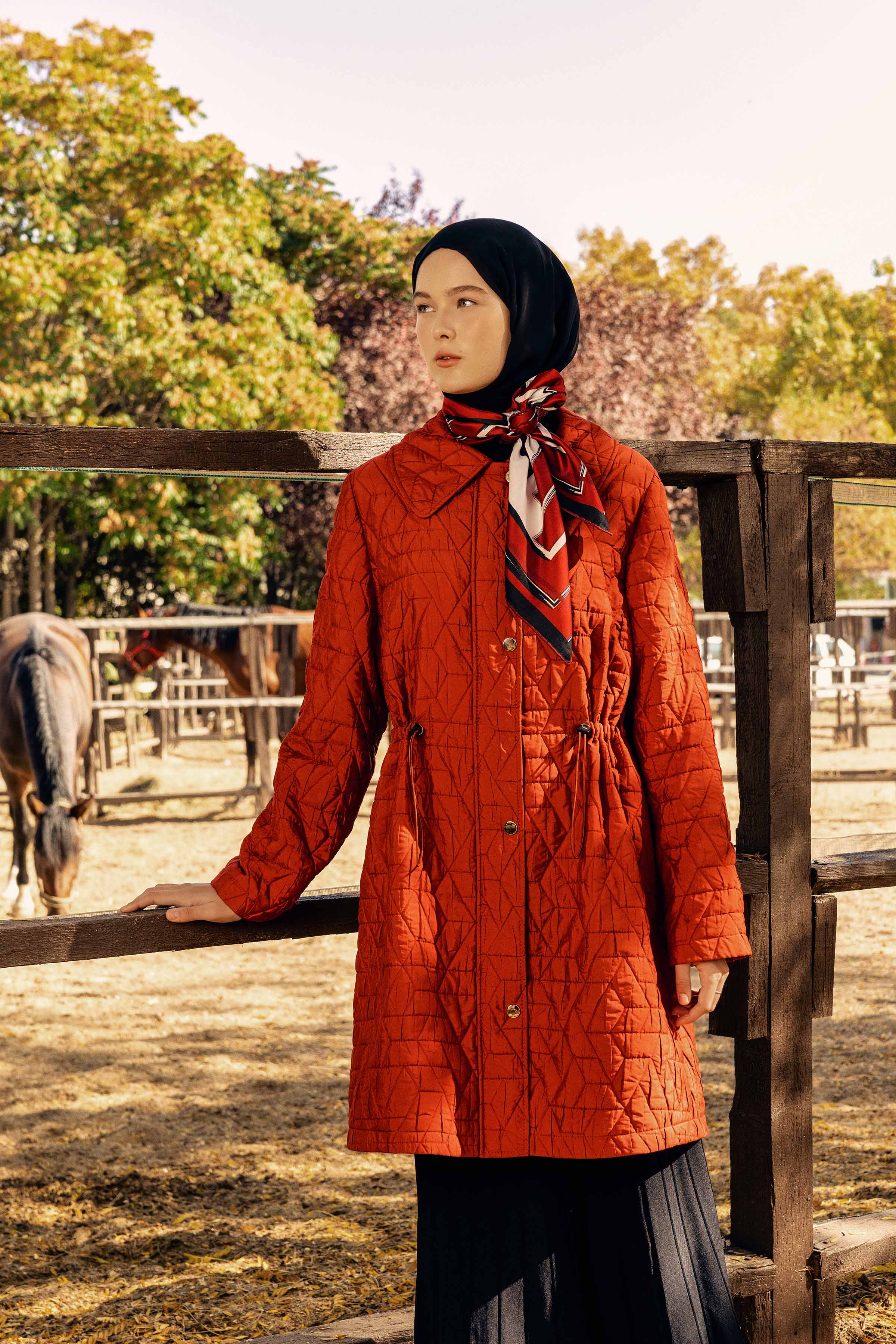 Bel Büzgülü İnce Kapitone Kap - Kiremit TUGBA