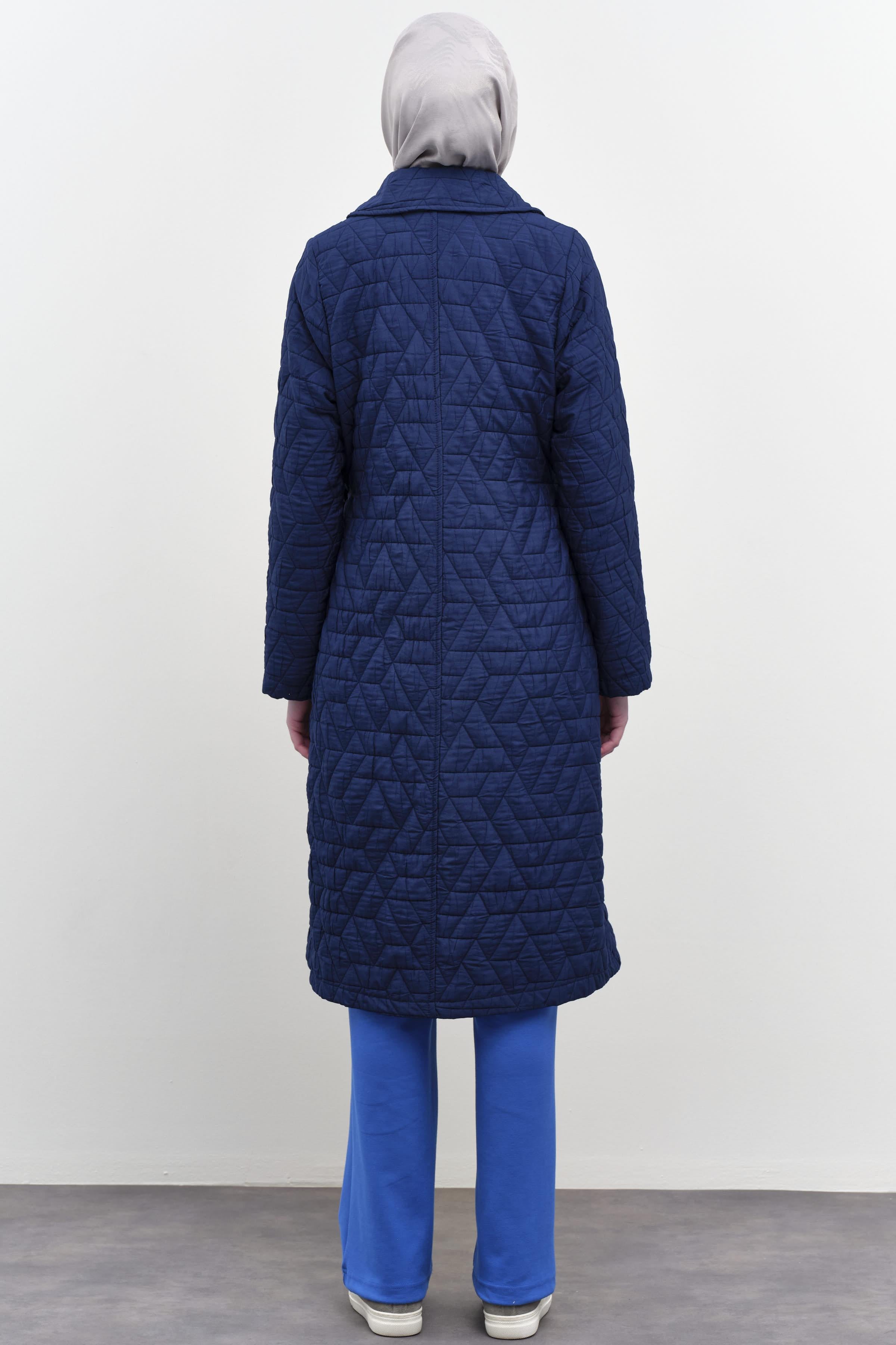 Bel Büzgülü İnce Kapitone Kap - Lacivert TUGBA