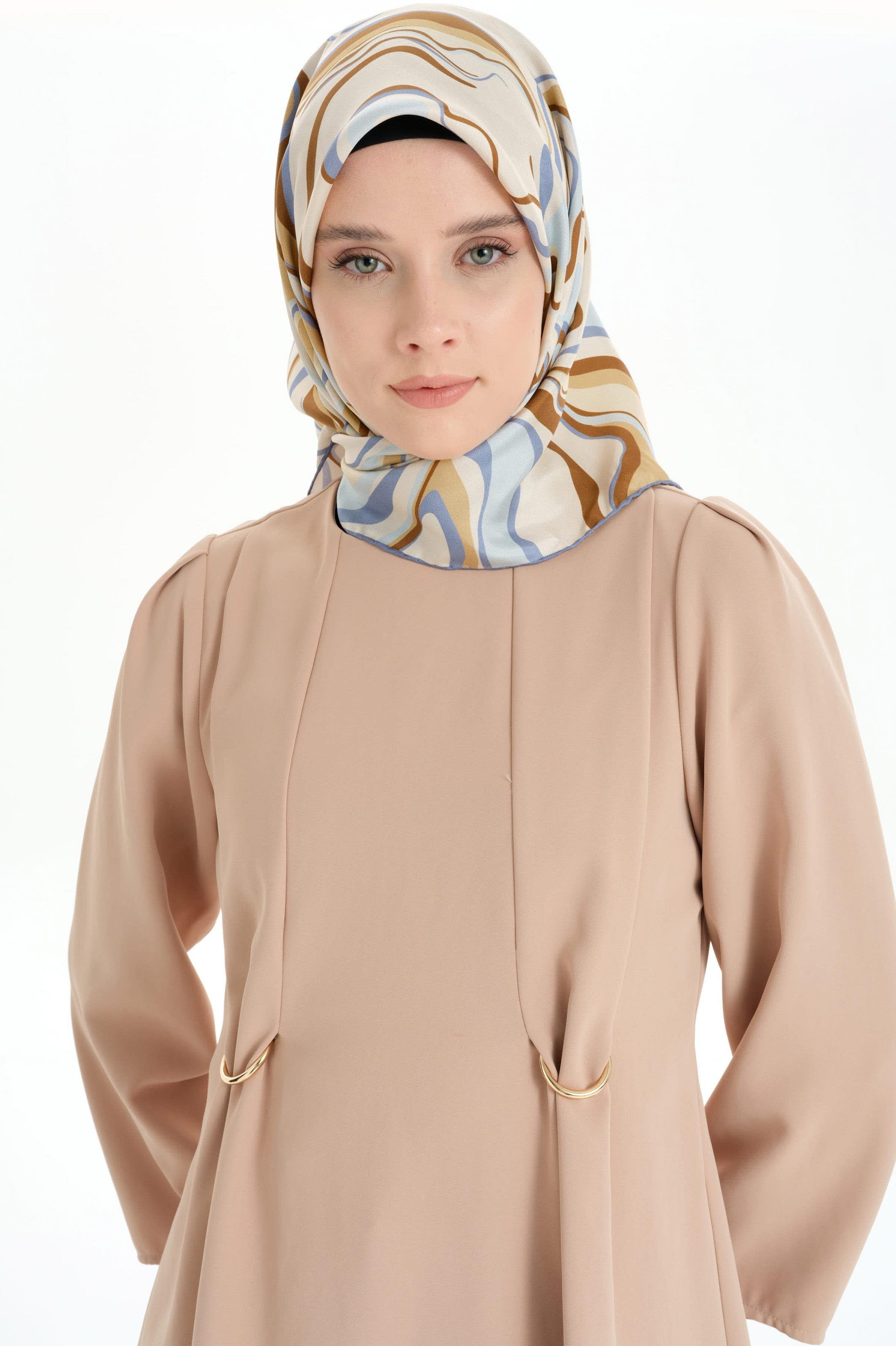 Bel Kısmı Toka Detaylı Bluz - Bej TUGBA