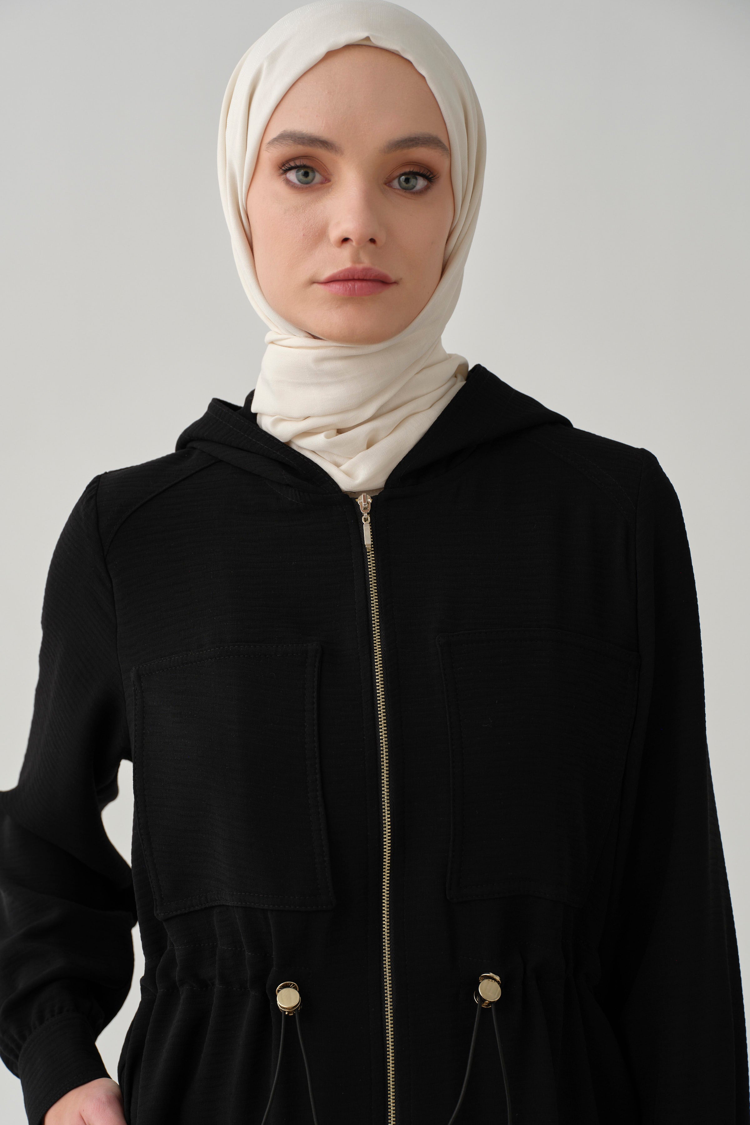 Bel Lastik Büzgülü Giy-Çık - Siyah TUGBA