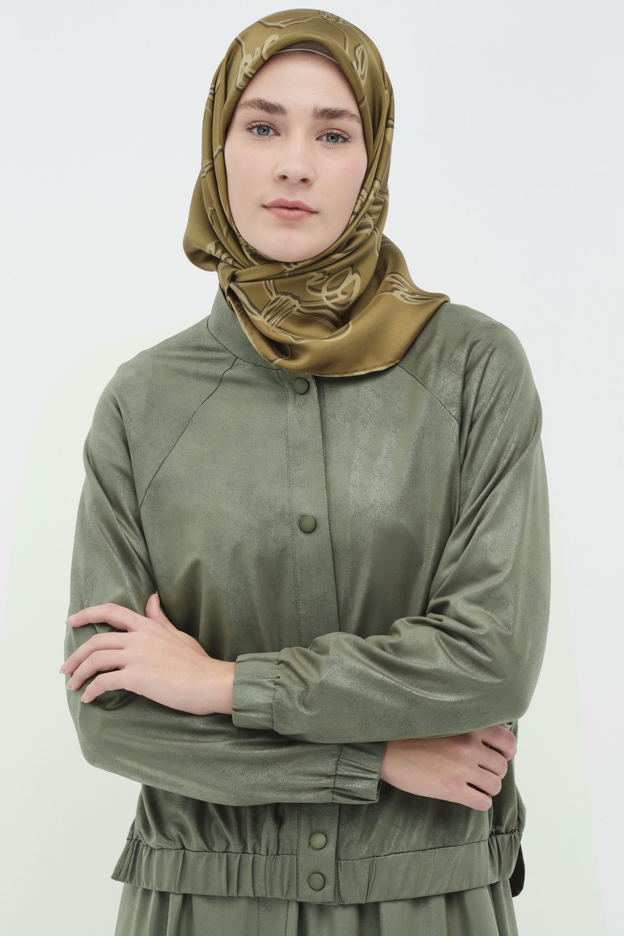 Bel Lastik Detaylı Yırtmaçlı Ceket - Haki TUGBA