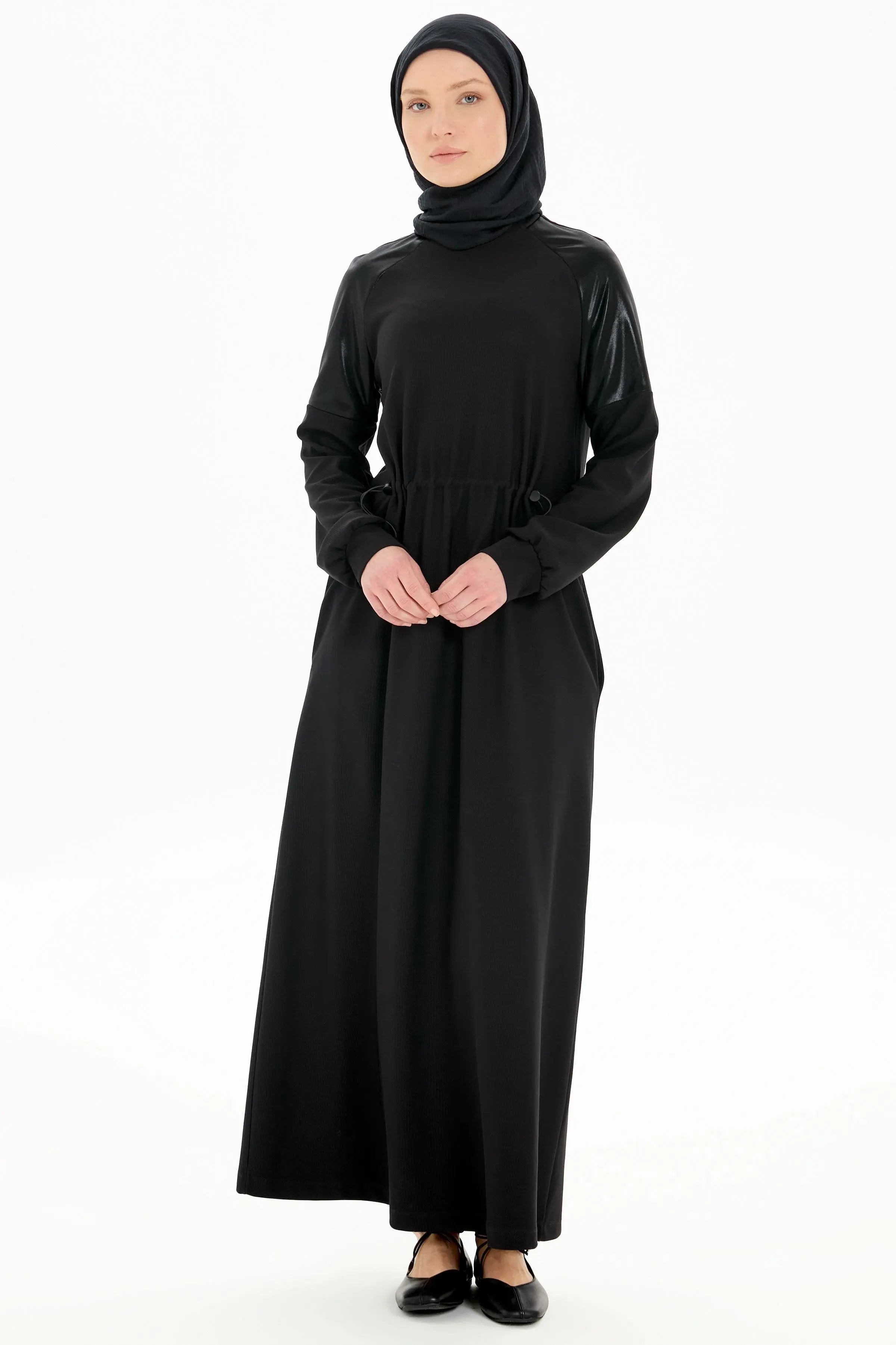 Bel Lastikli Garnili Örme Elbise - Siyah TUGBA