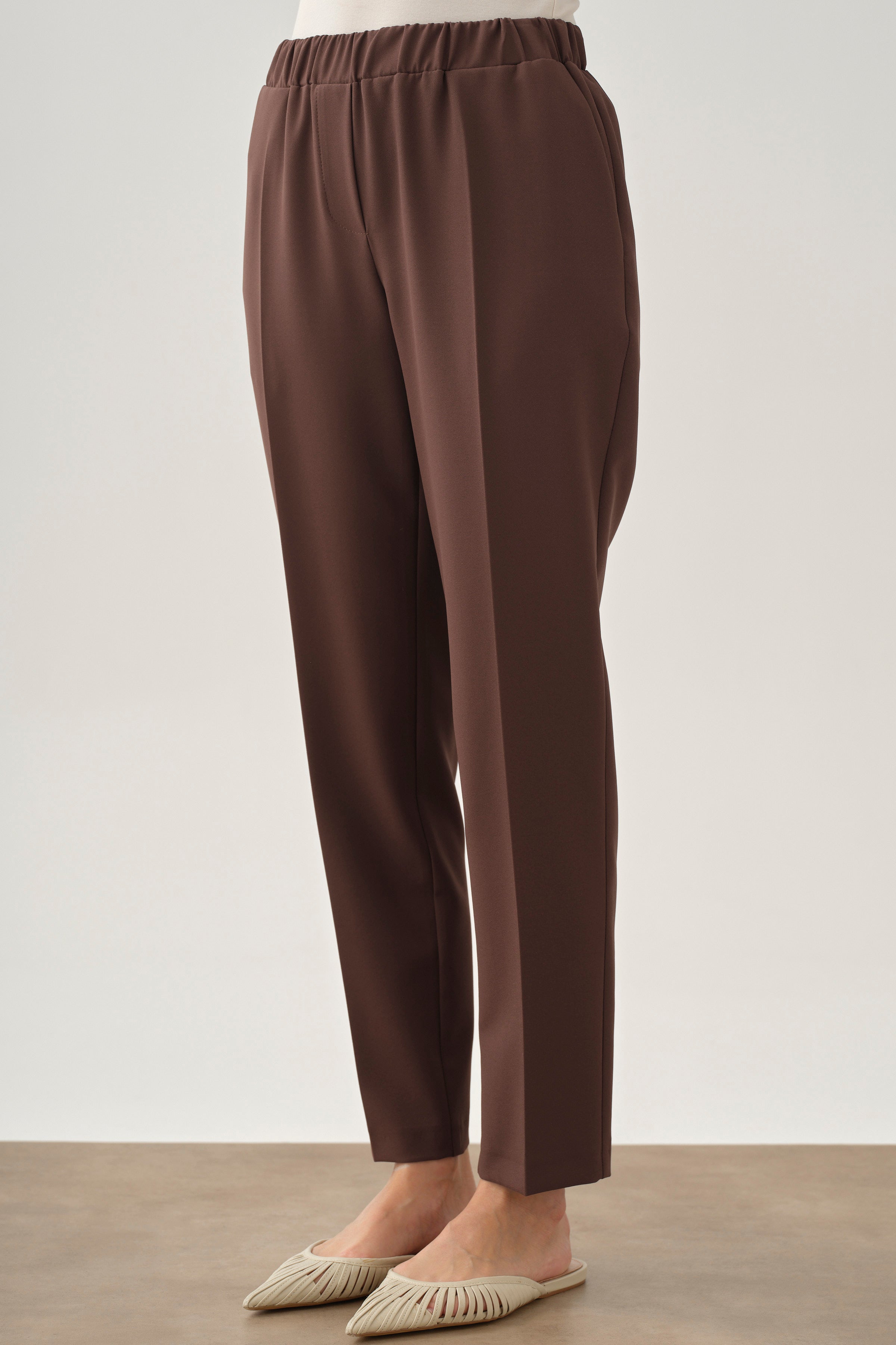 Bel Lastikli Havuç Pantolon - Kahve TUGBA