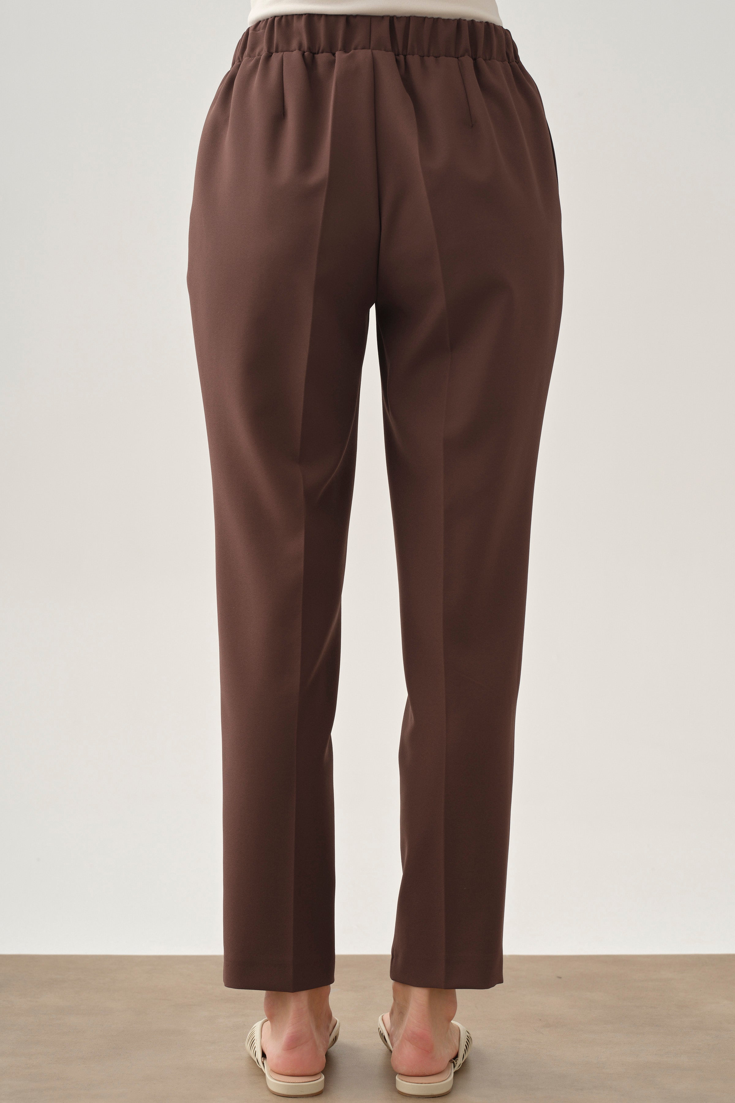 Bel Lastikli Havuç Pantolon - Kahve TUGBA