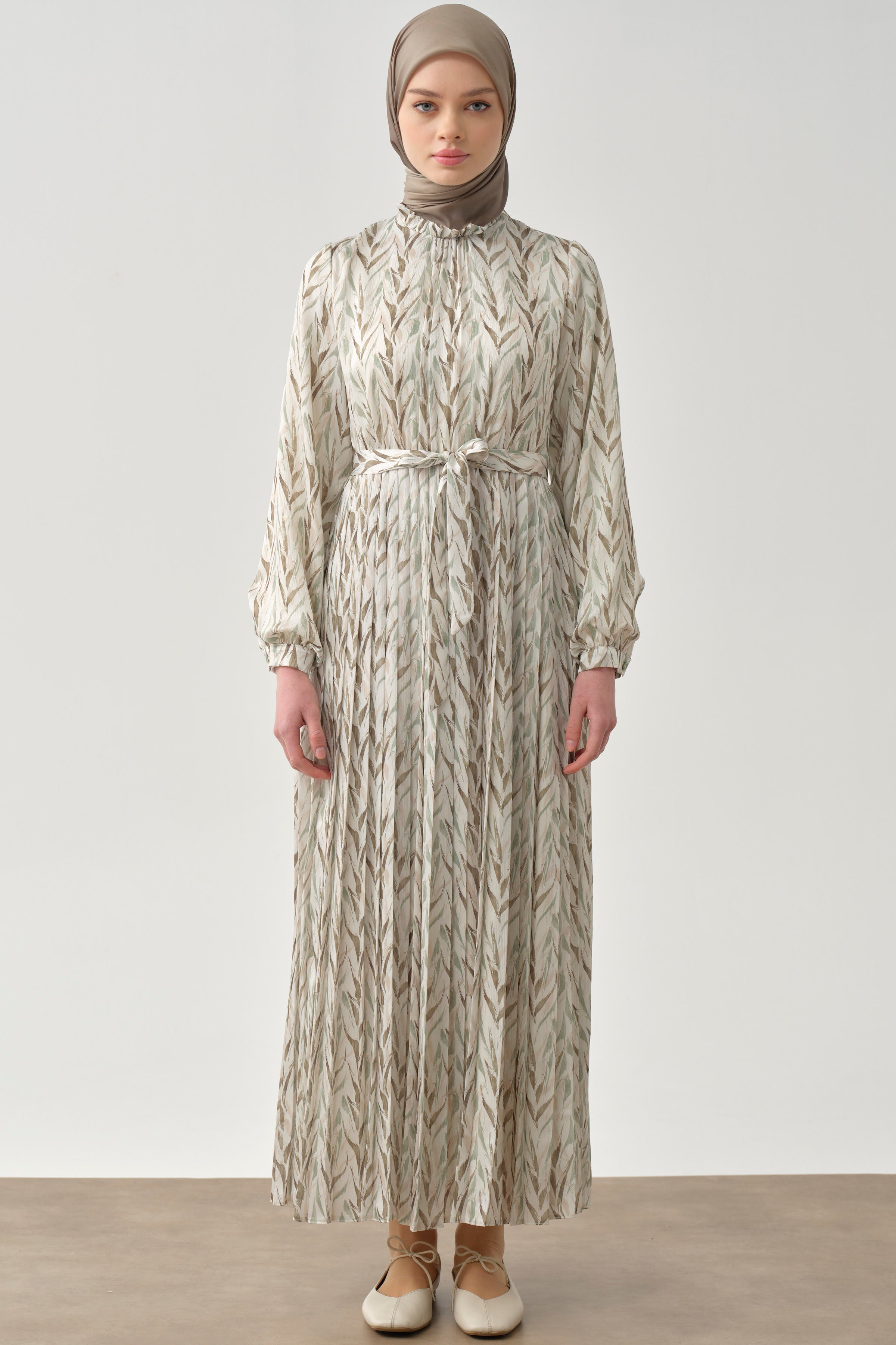 Bel Lastikli Pliseli Desenli Elbise - Haki TUGBA