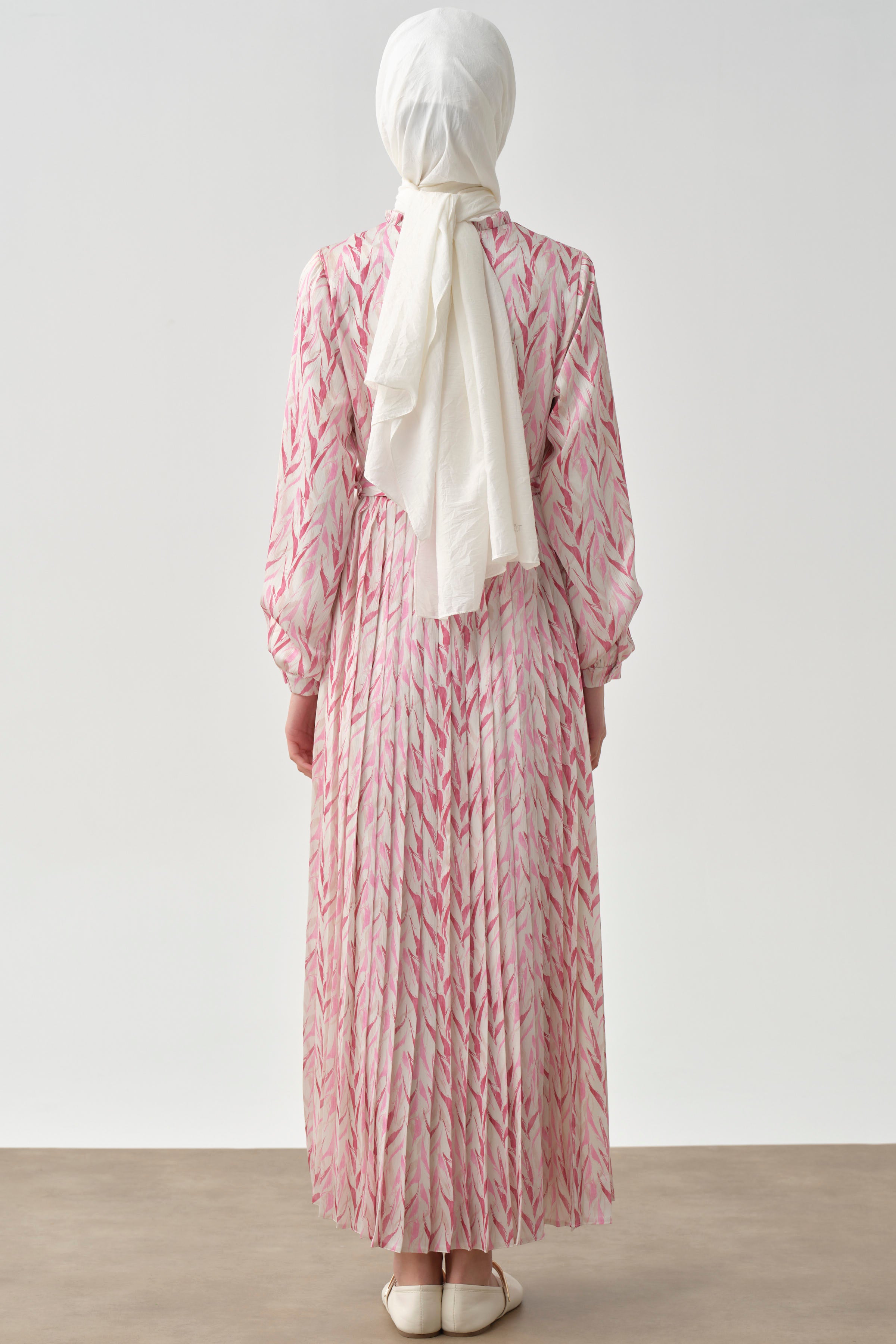 Bel Lastikli Pliseli Desenli Elbise - Pembe TUGBA