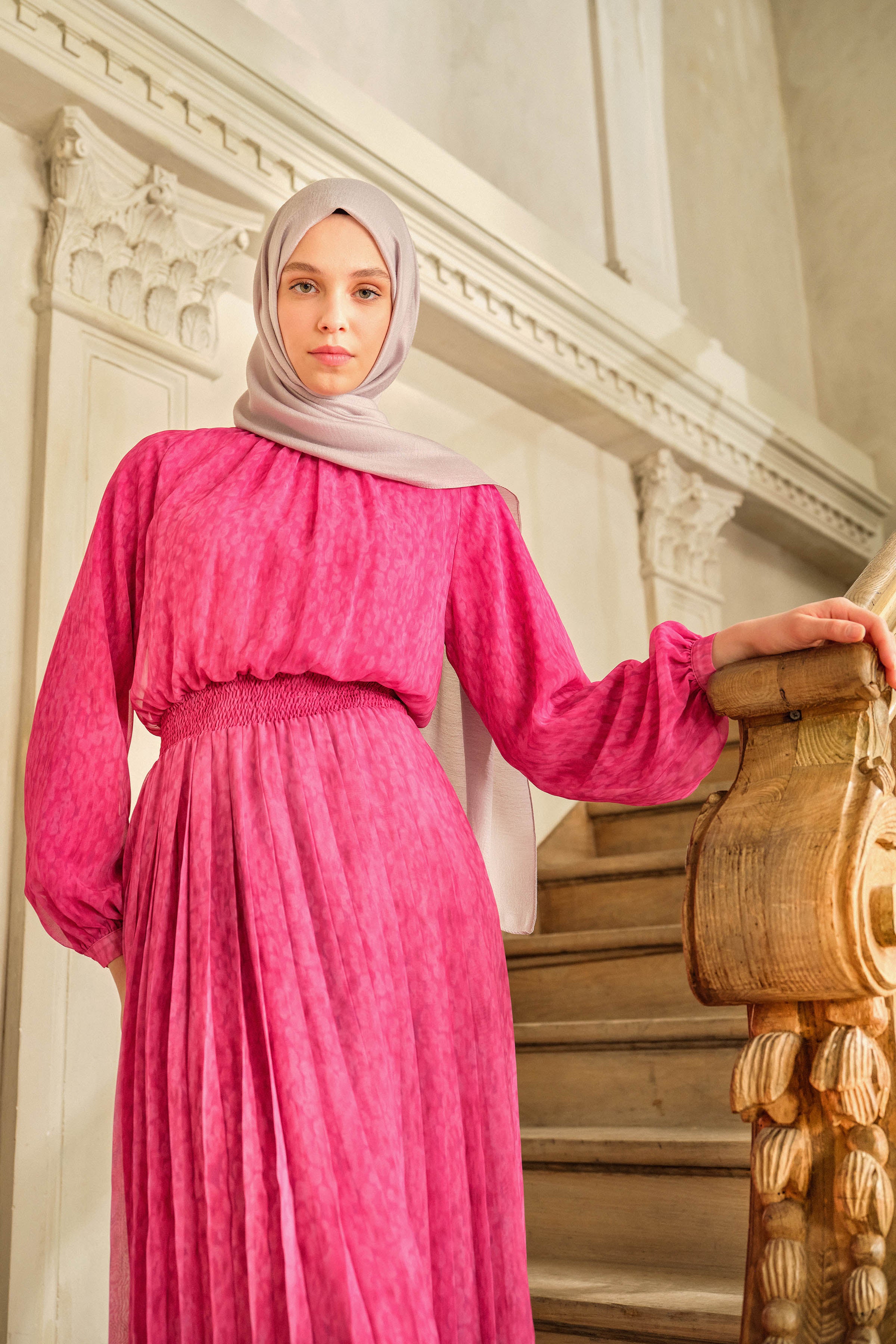 Bel Lastikli Pliseli Elbise - Fuşya TUGBA