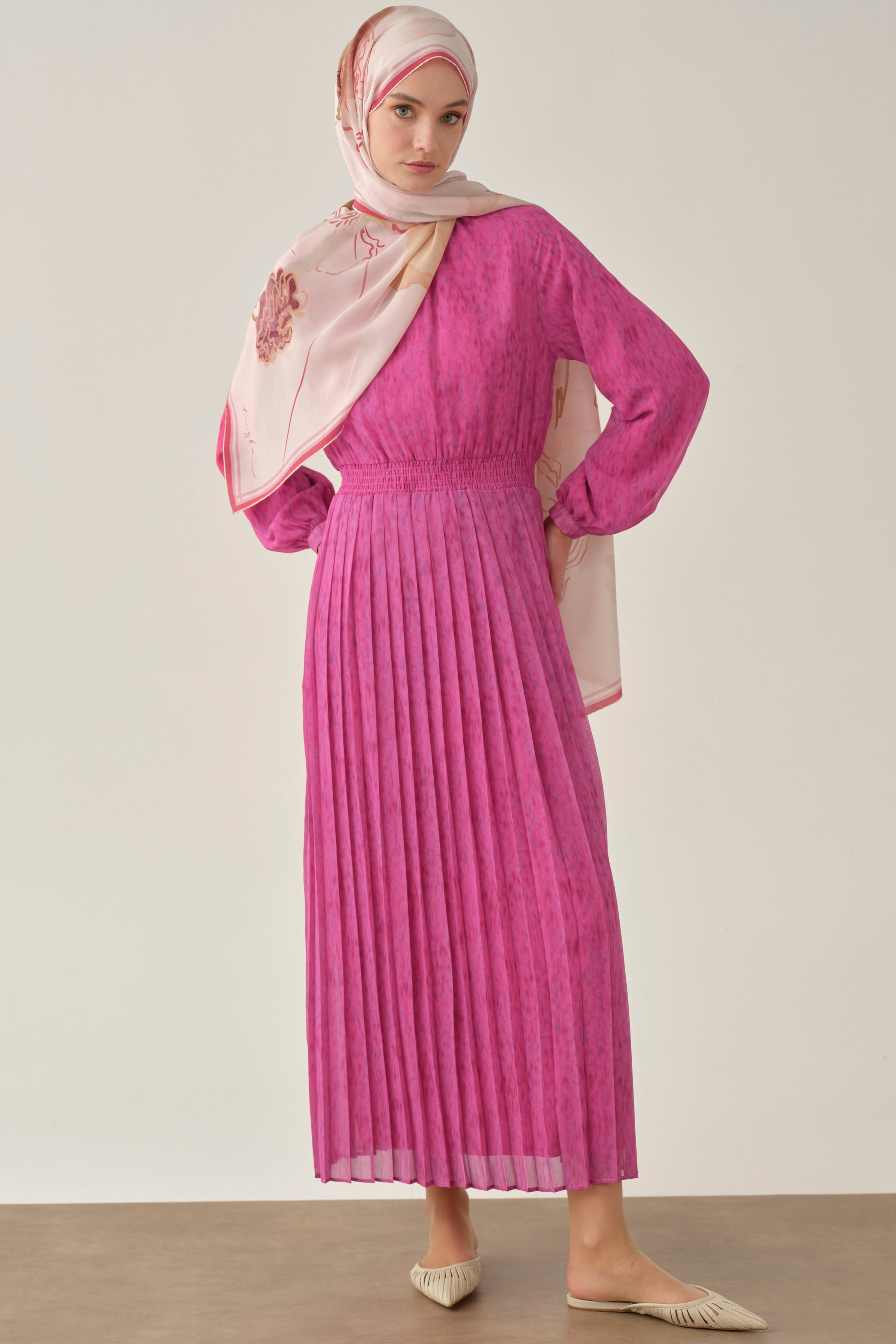 Bel Lastikli Pliseli Elbise - Fuşya TUGBA