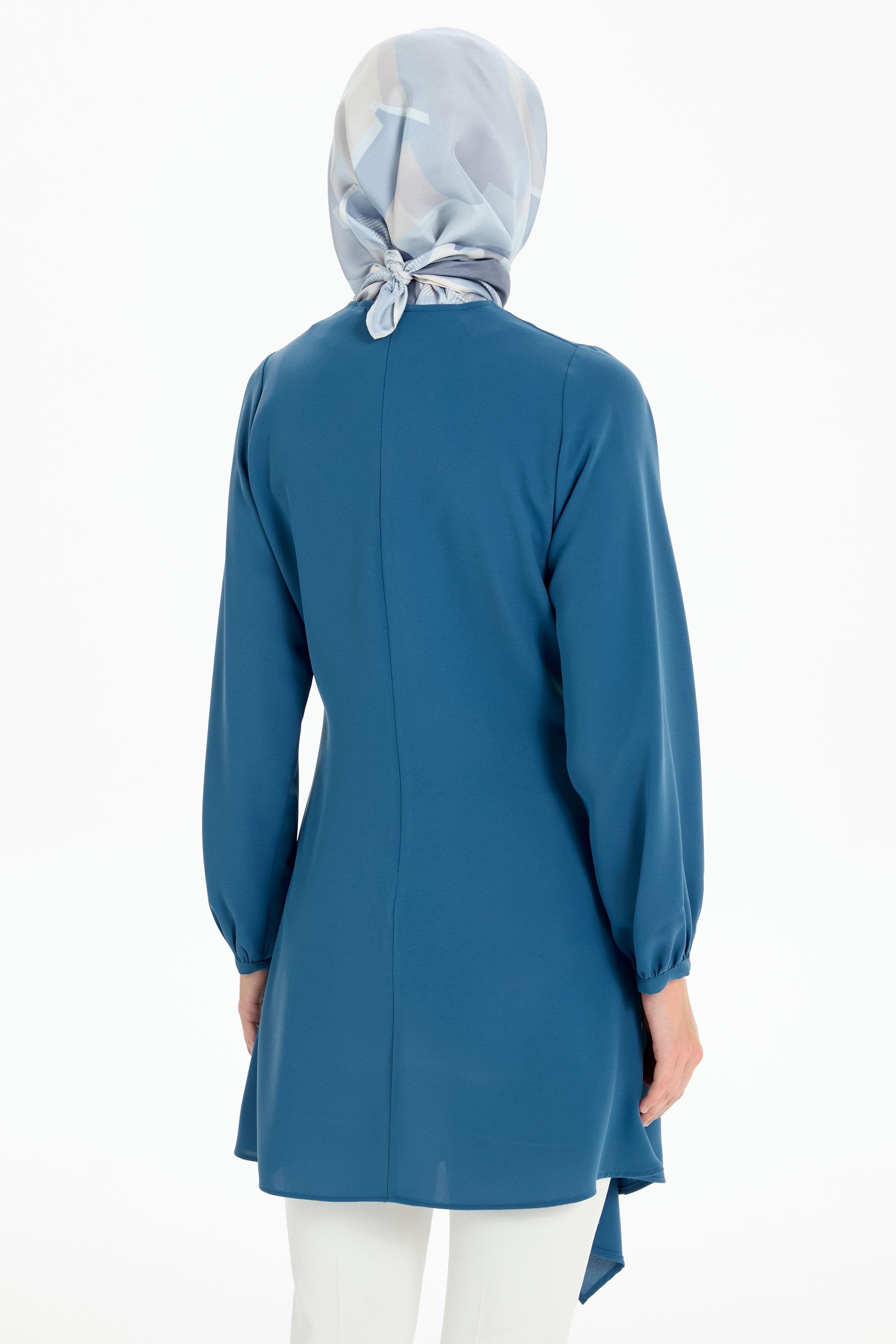 Bel Zincir Aksesuarlı Asimetrik Kesim Tunik - Mavi TUGBA