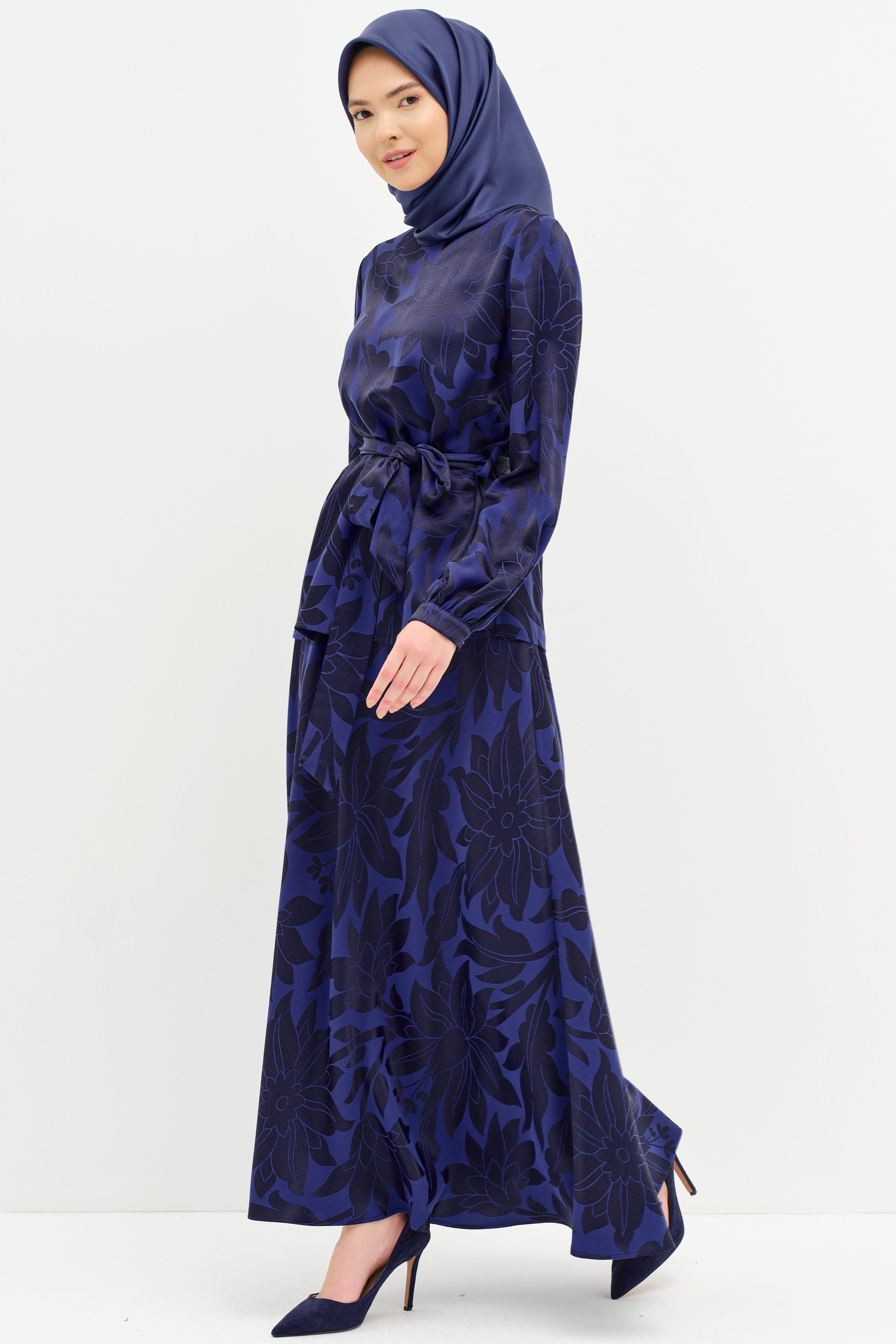 Beli Kuşaklı Desenli Bluz Etek Takım - İndigo TUGBA