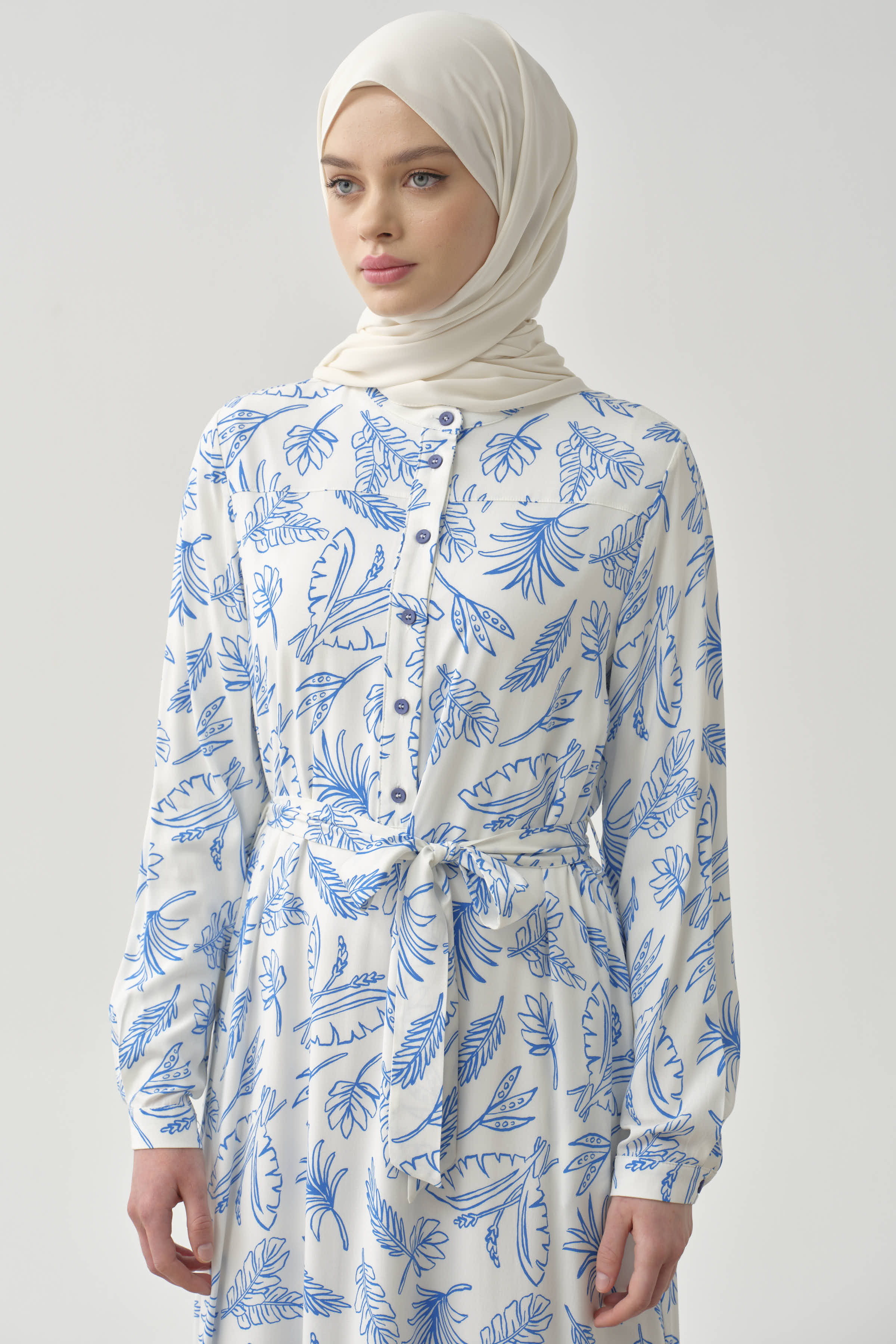 Beli Kuşaklı Desenli Elbise - Mavi TUGBA