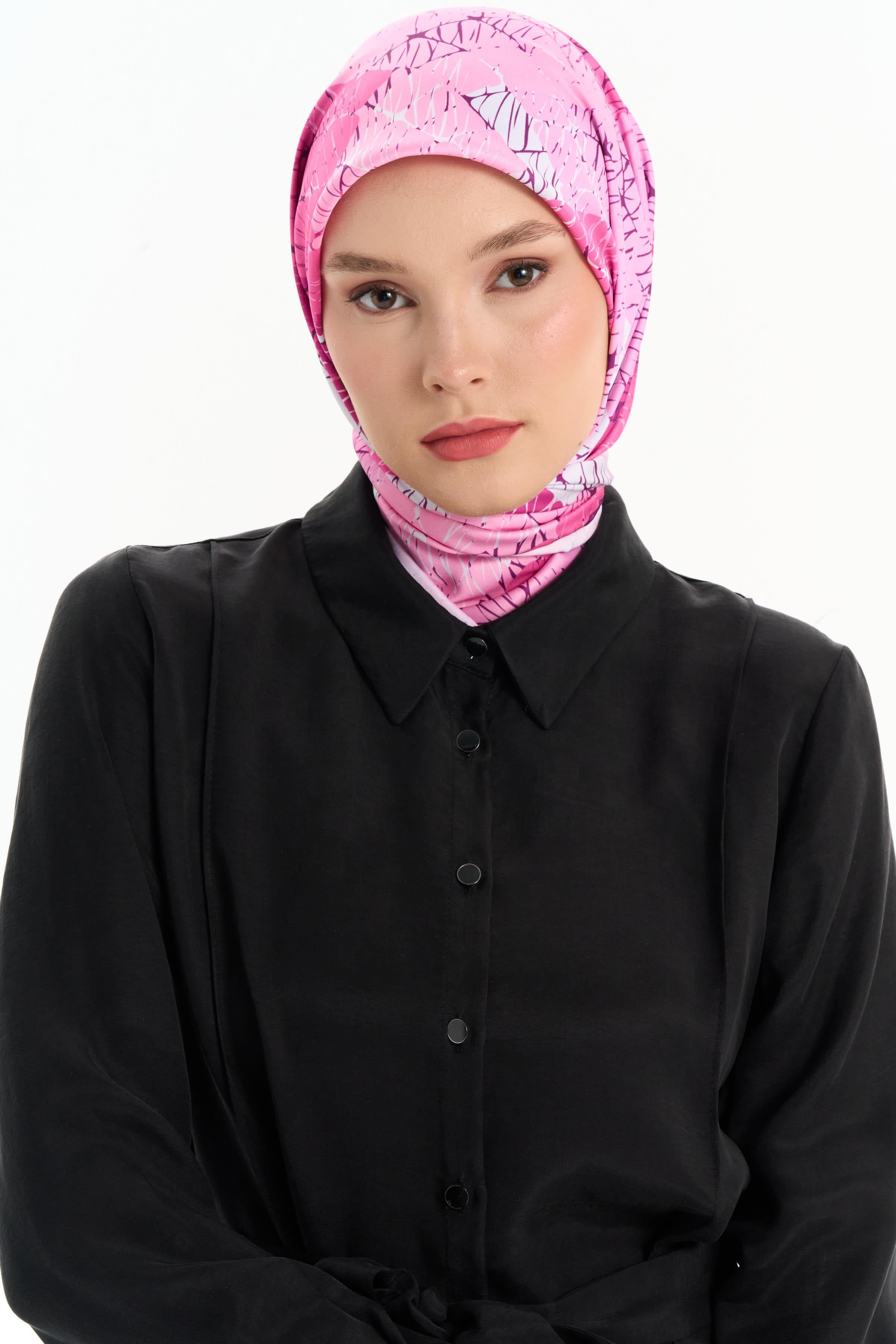 Beli Kuşaklı Nervür Detaylı Tunik - Siyah TUGBA