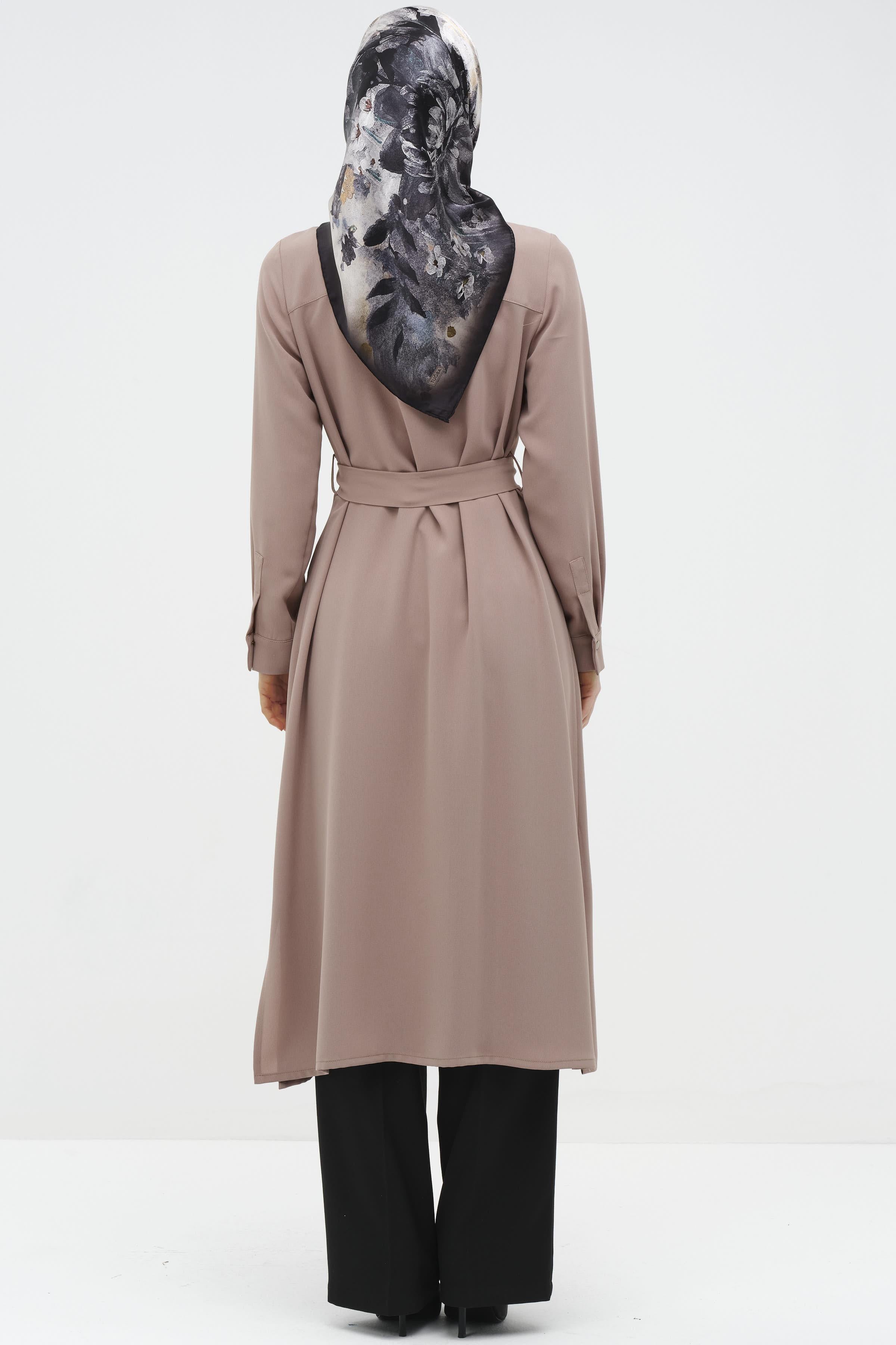 Beli Kuşaklı Plise Detaylı Tunik - Bej TUGBA