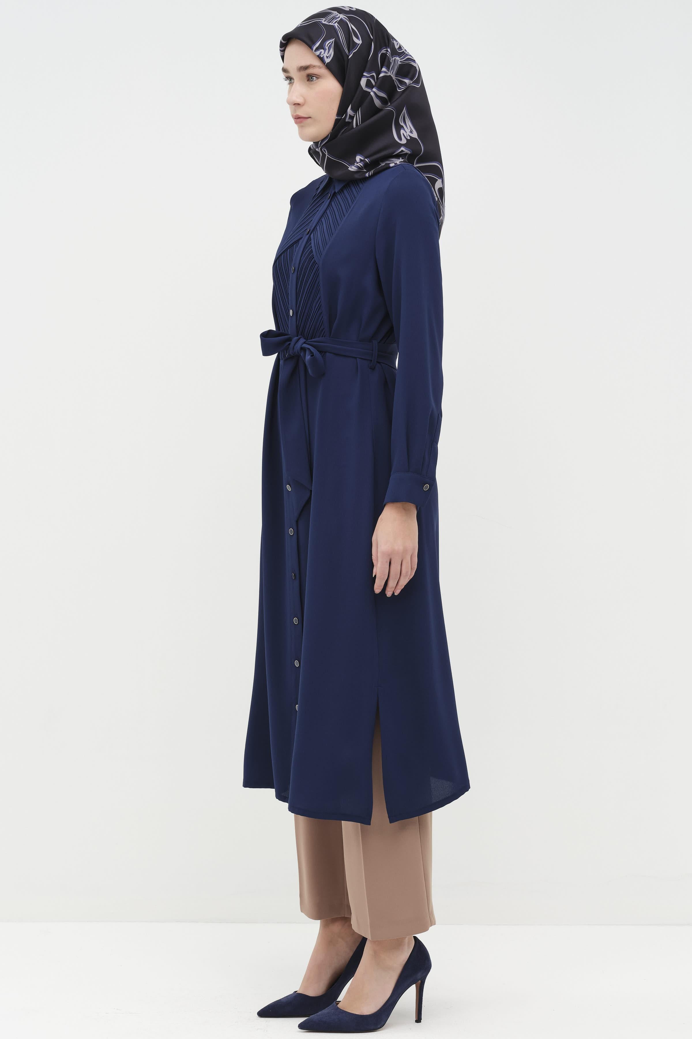 Beli Kuşaklı Plise Detaylı Tunik - İndigo TUGBA