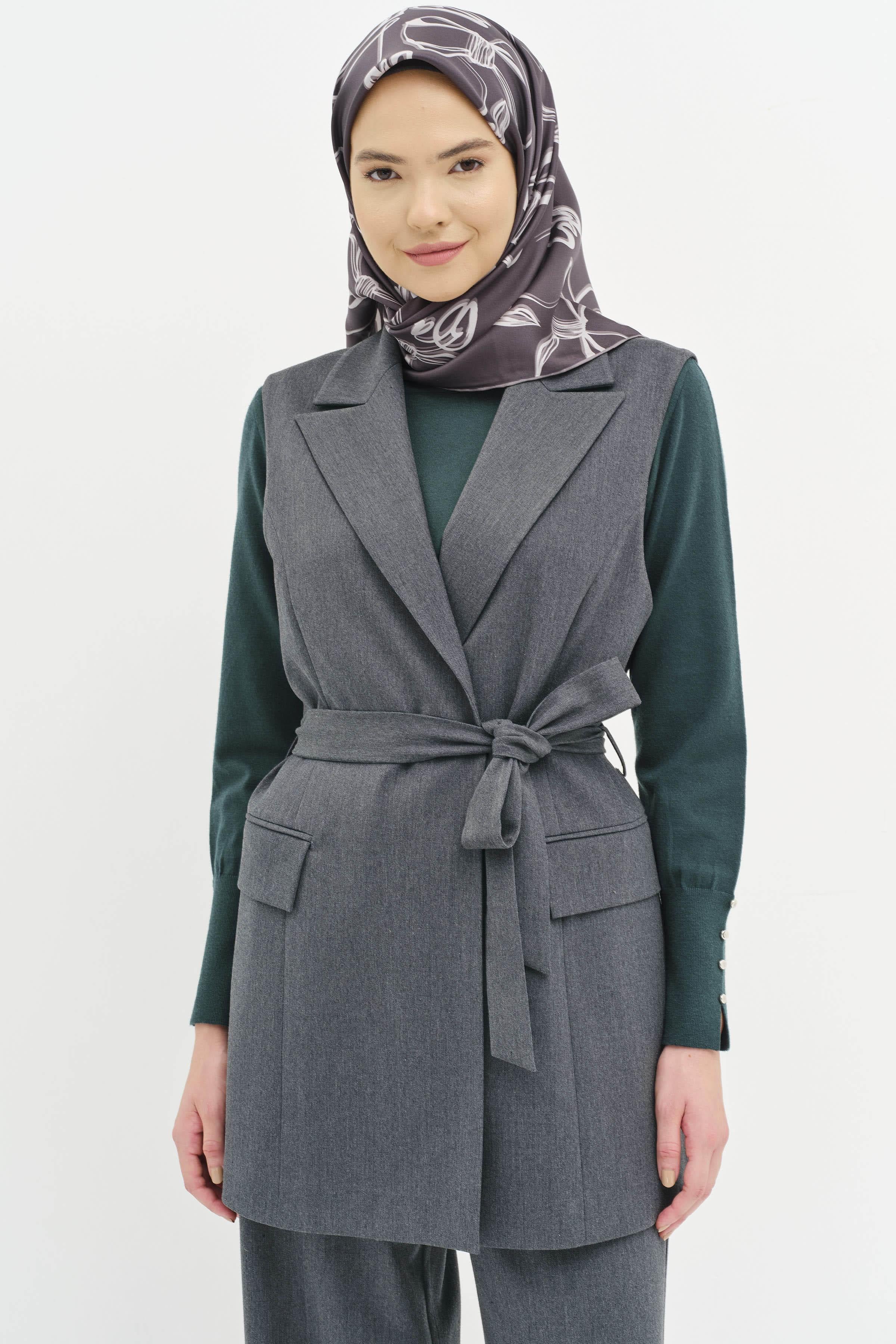 Beli Kuşaklı Yırtmaçlı Yelek - Füme TUGBA