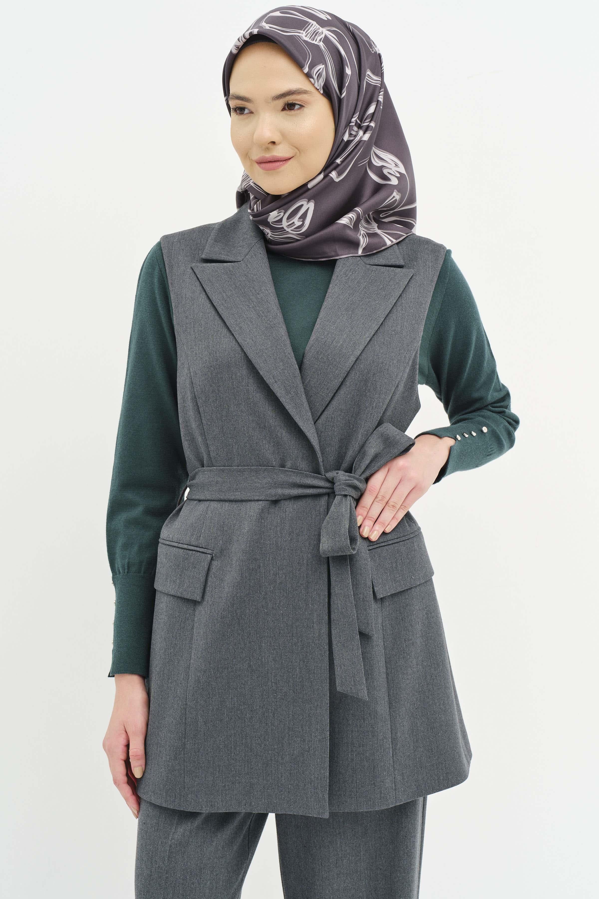 Beli Kuşaklı Yırtmaçlı Yelek - Füme TUGBA