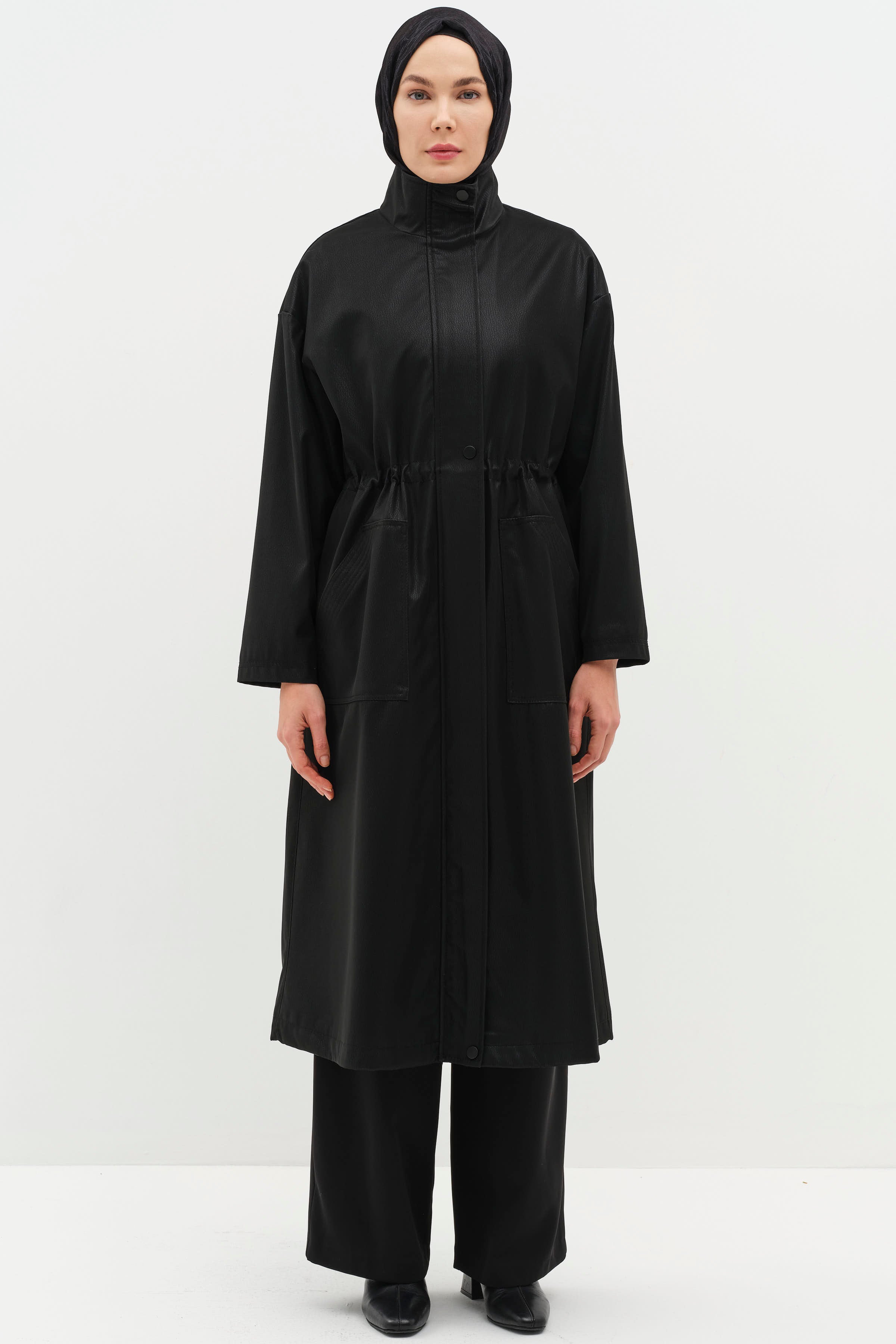 Beli Lastik Büzgülü Kap - Siyah TUĞBA