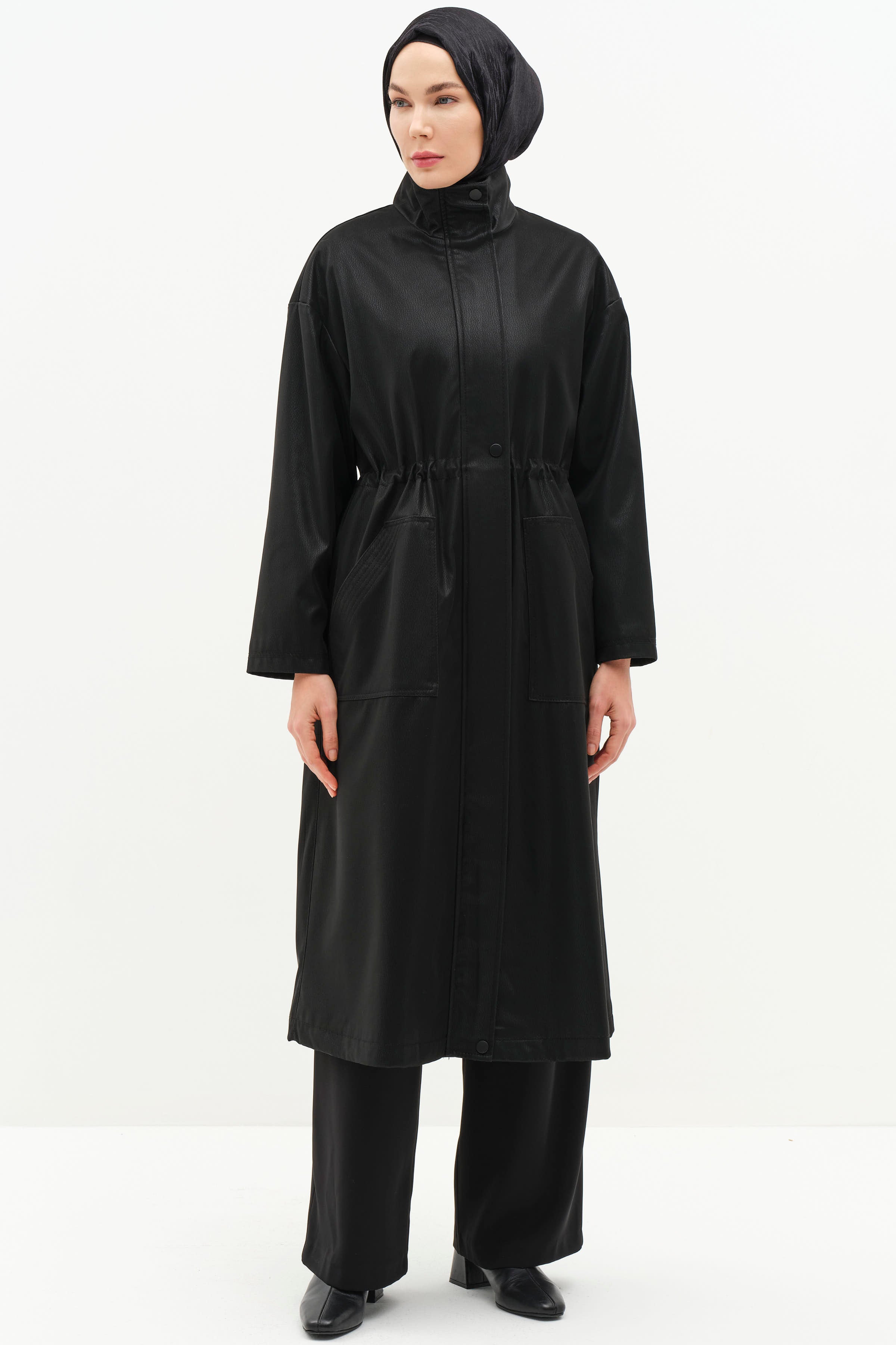 Beli Lastik Büzgülü Kap - Siyah TUĞBA