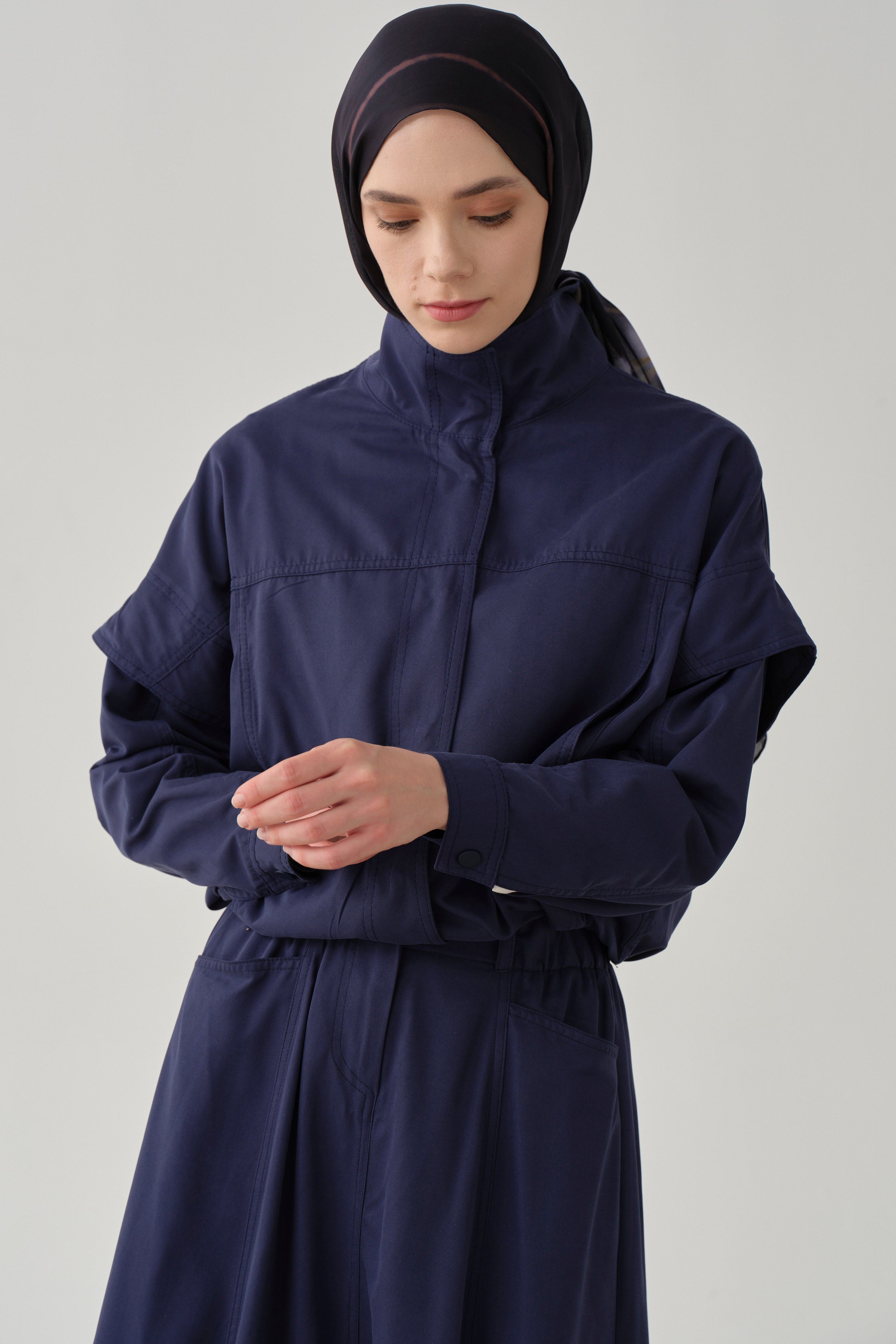 Beli Lastikli Crop Ceket - Lacivert TUGBA