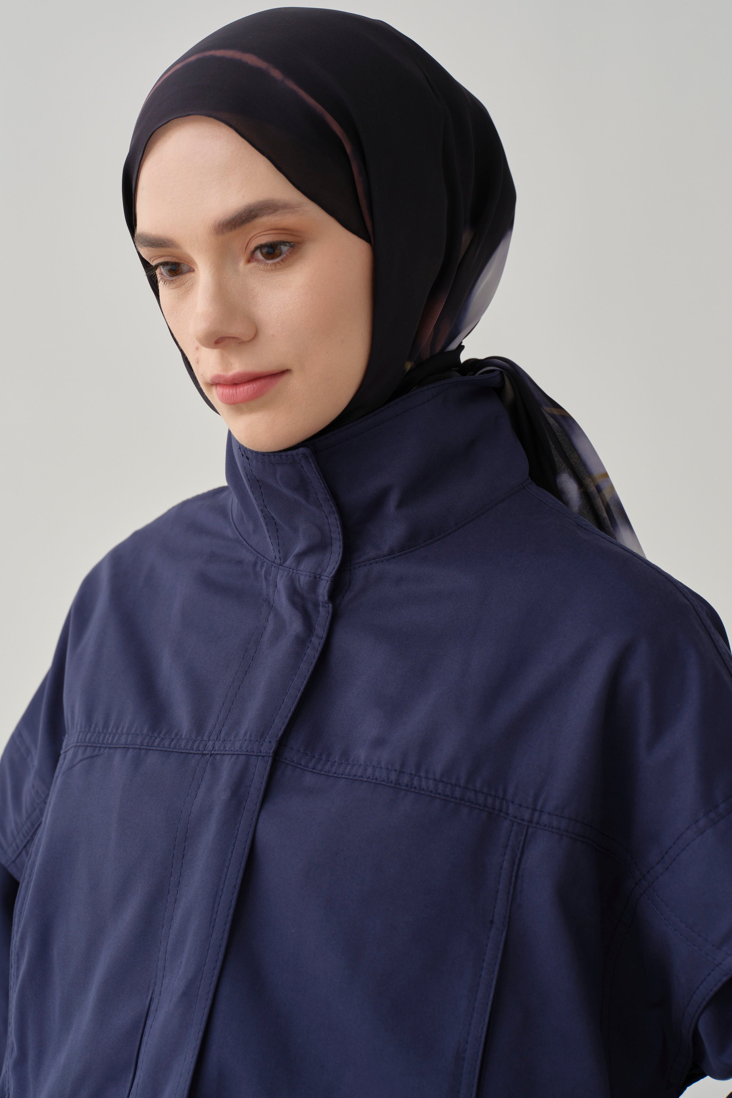 Beli Lastikli Crop Ceket - Lacivert TUGBA