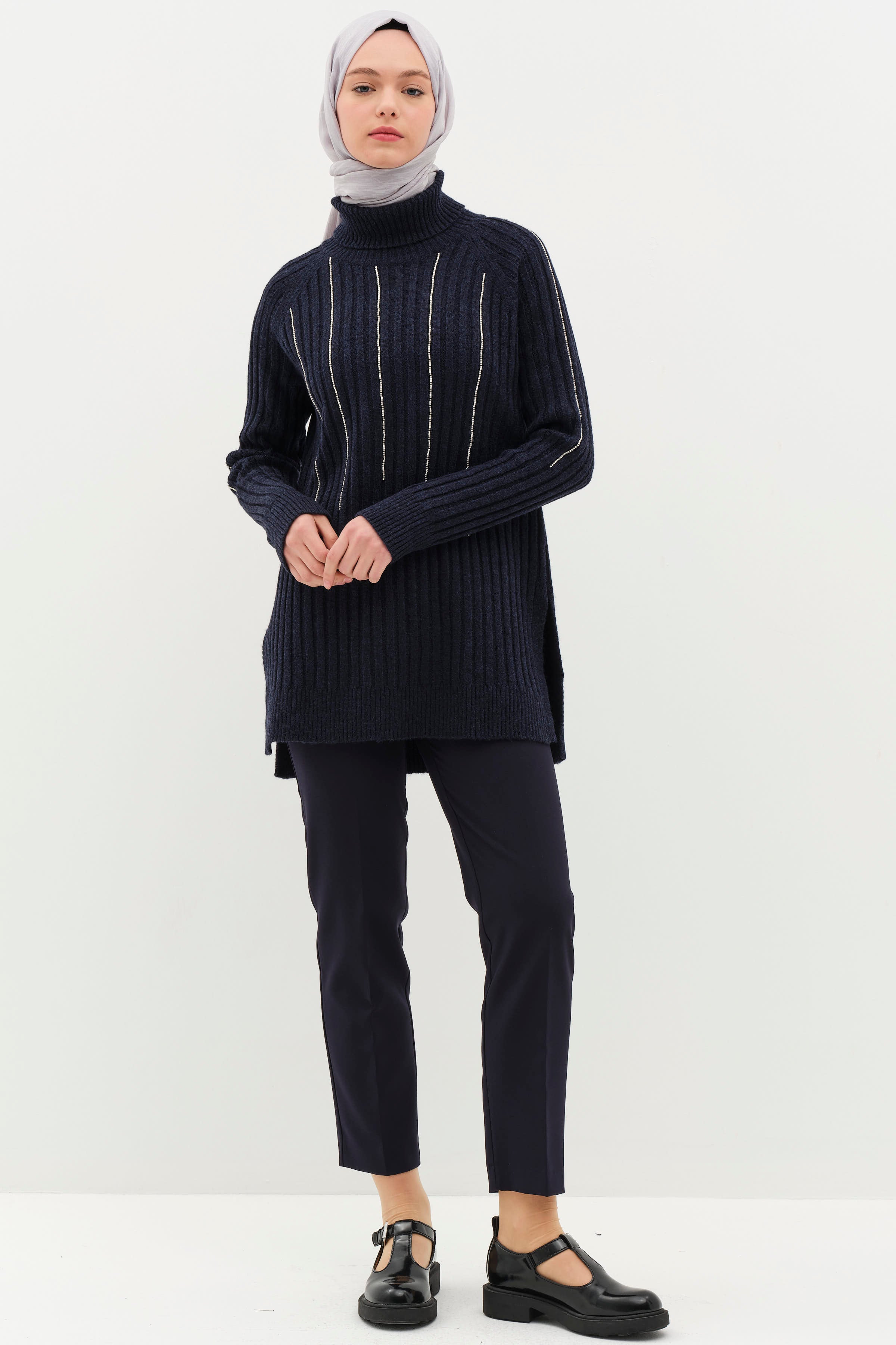 Beli Lastikli Havuç Pantolon - Lacivert TUGBA